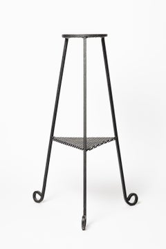 Socle ou porte-plante en métal noir design du 20TH CENTURY DESIGN att. à Mategot Mathieu