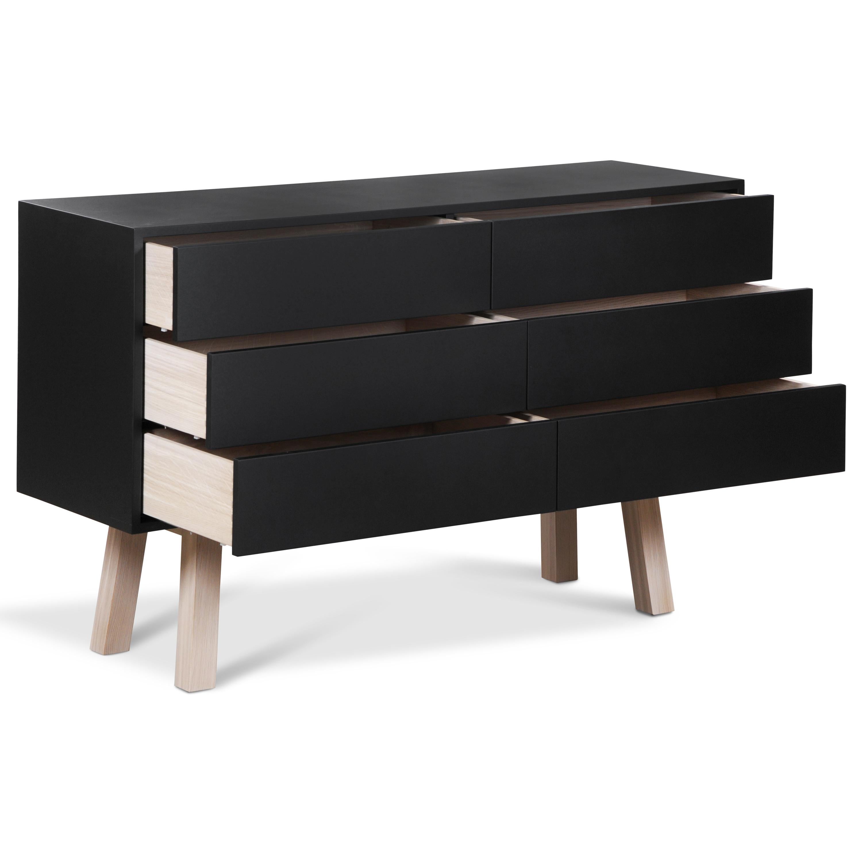 Arcón francés de 6 cajones Madera de roble, lacado en negro, diseñado por Eric Gizard, París Escandinavo moderno en venta