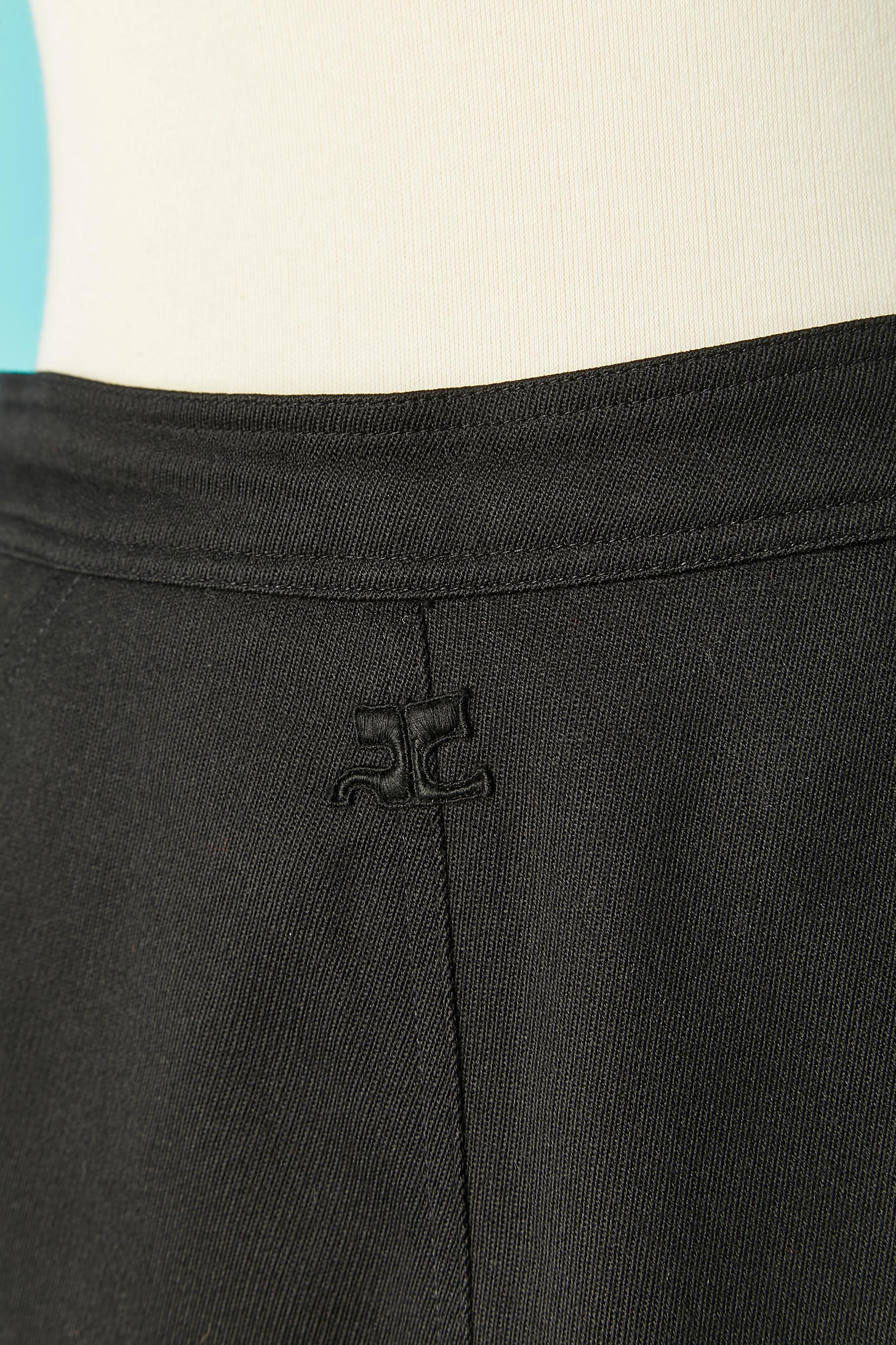 Black A-line skirt with branded button Courrèges Circa 1970's  In Excellent Condition For Sale In Saint-Ouen-Sur-Seine, FR