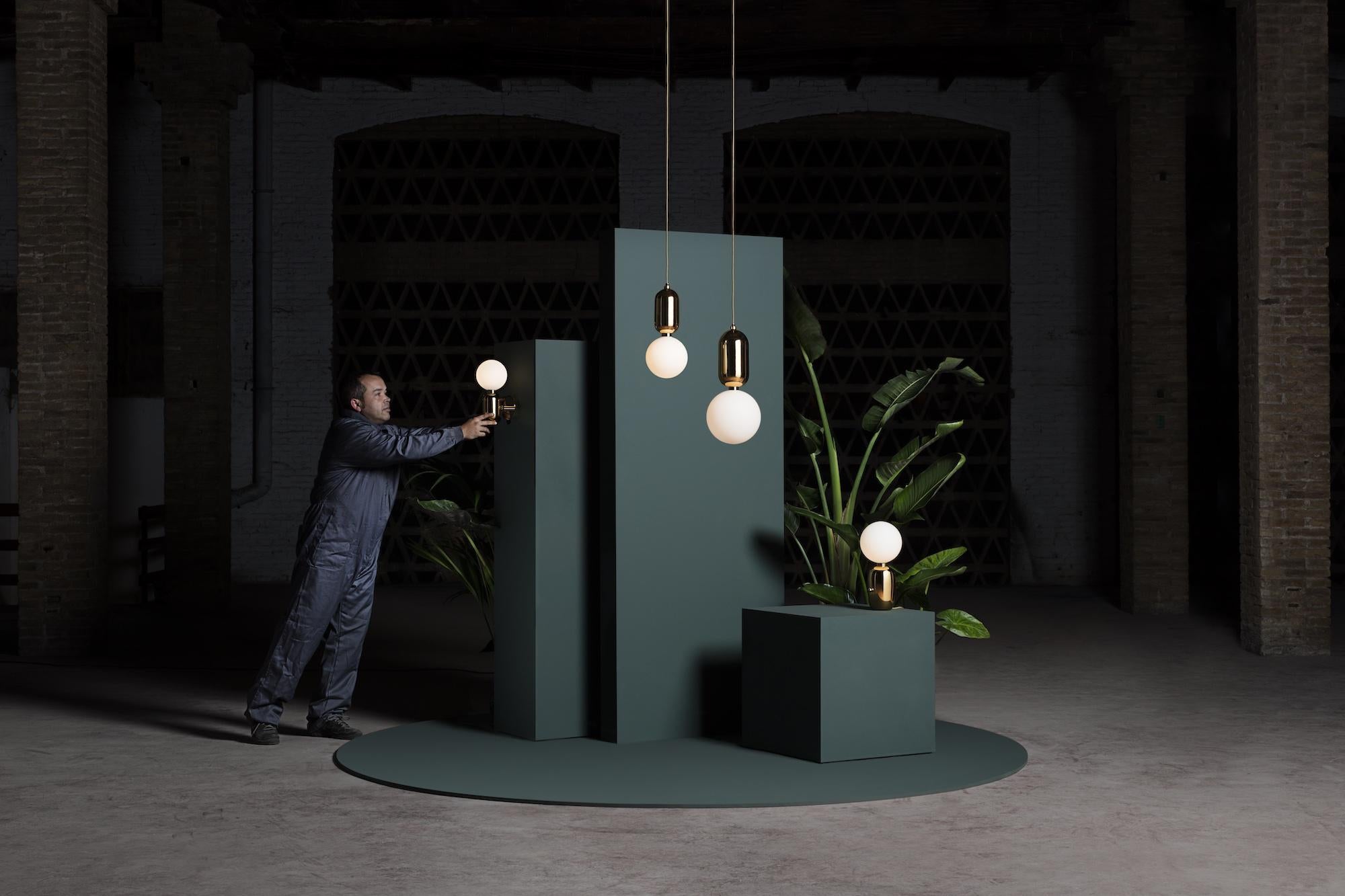 Lampe à suspension AT&T noire de Parachilna en vente 3