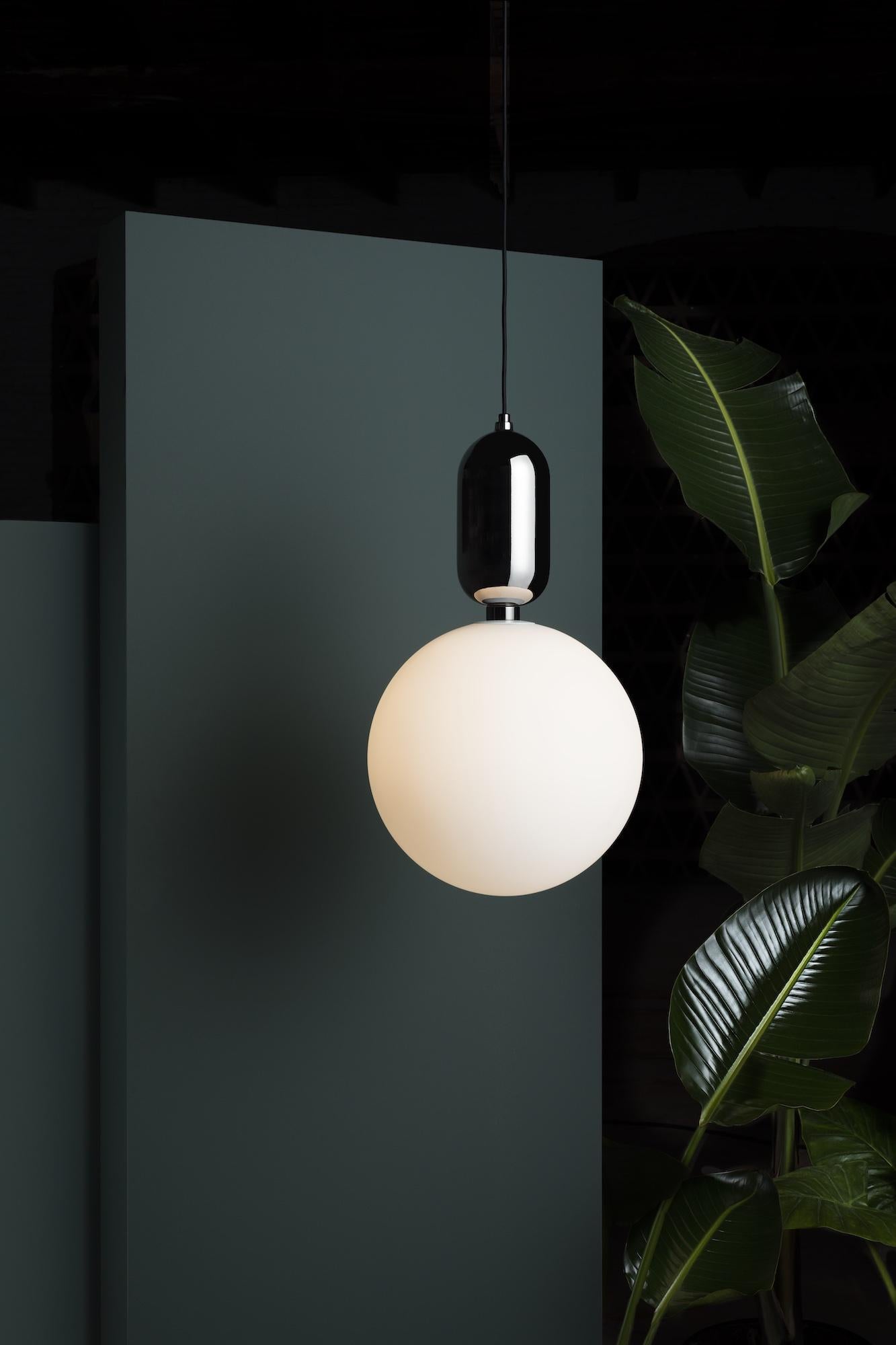 XXIe siècle et contemporain Lampe à suspension AT&T noire de Parachilna en vente