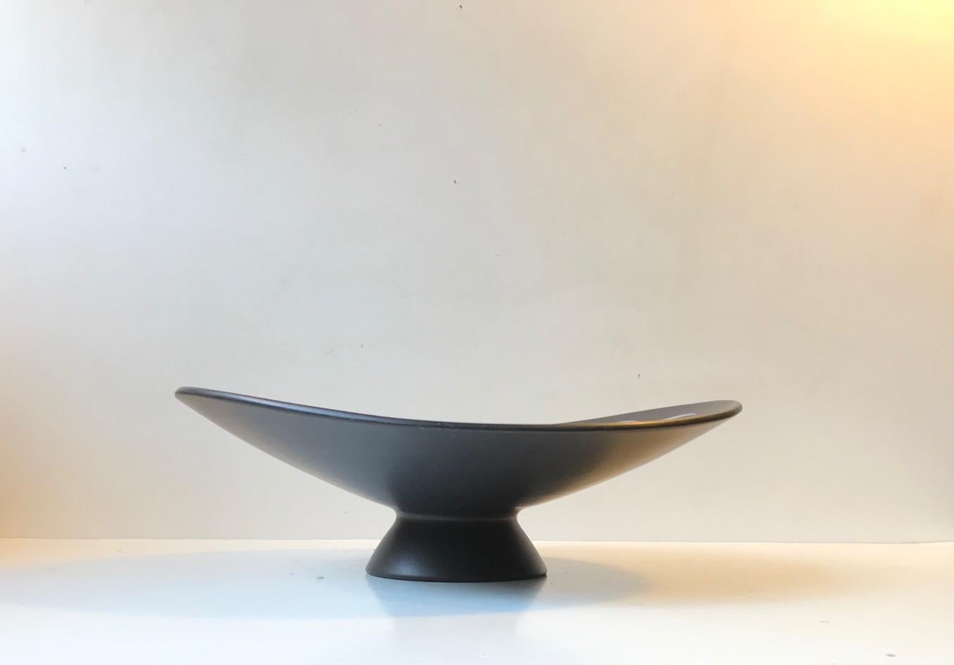Scandinavian Modern Black Abstract Centerpiece Bowl 'Burgundia' by Svend Aage Holm Sorensen, Soholm For Sale