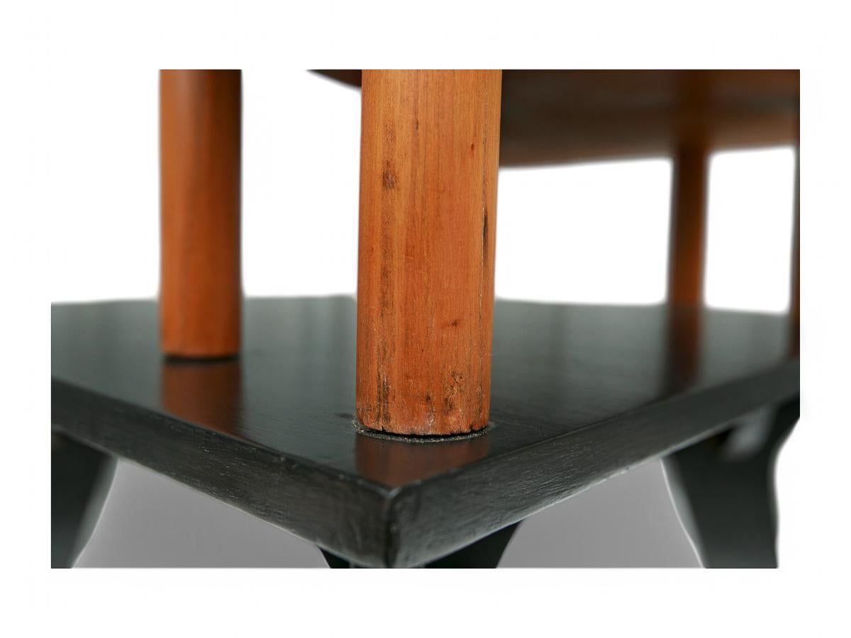 Milieu du XXe siècle Table d'appoint noire par Jose Zanine Caldas, années 1950 en vente