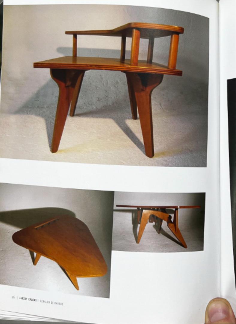 Table d'appoint noire par Jose Zanine Caldas, années 1950 en vente 4
