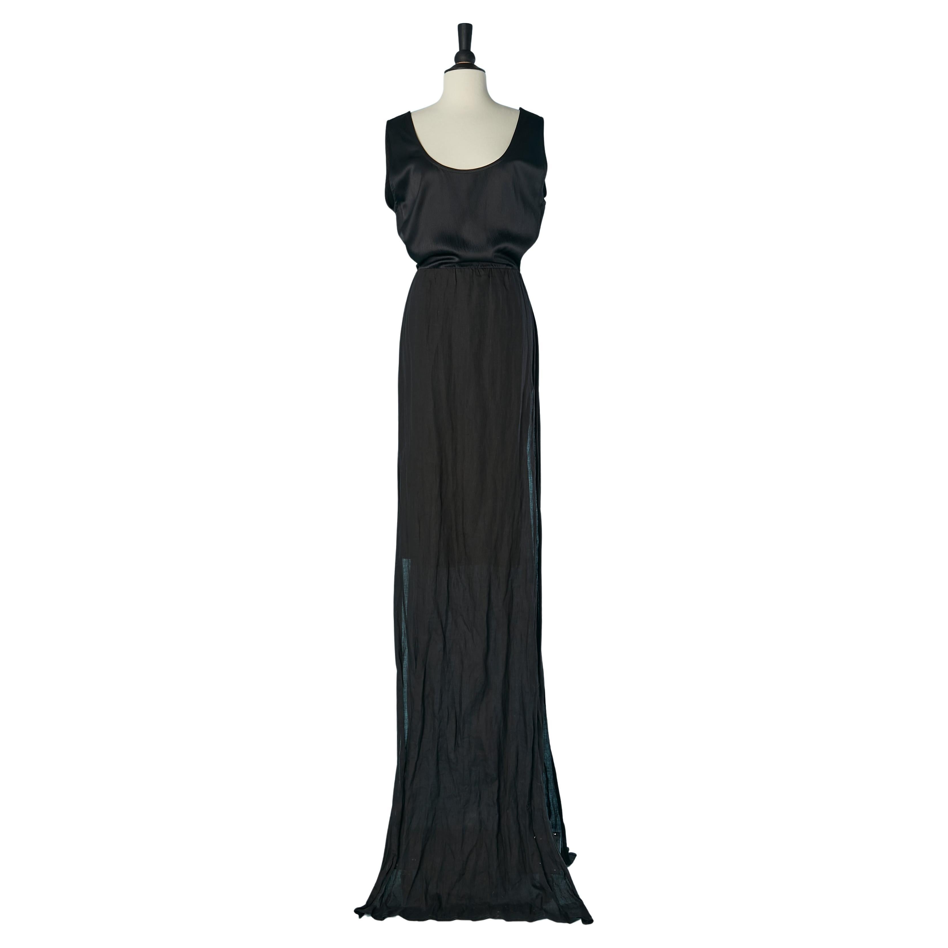 Robe noire en acétate et lin avec longue traîne devant et derrière Gianni Versace en vente
