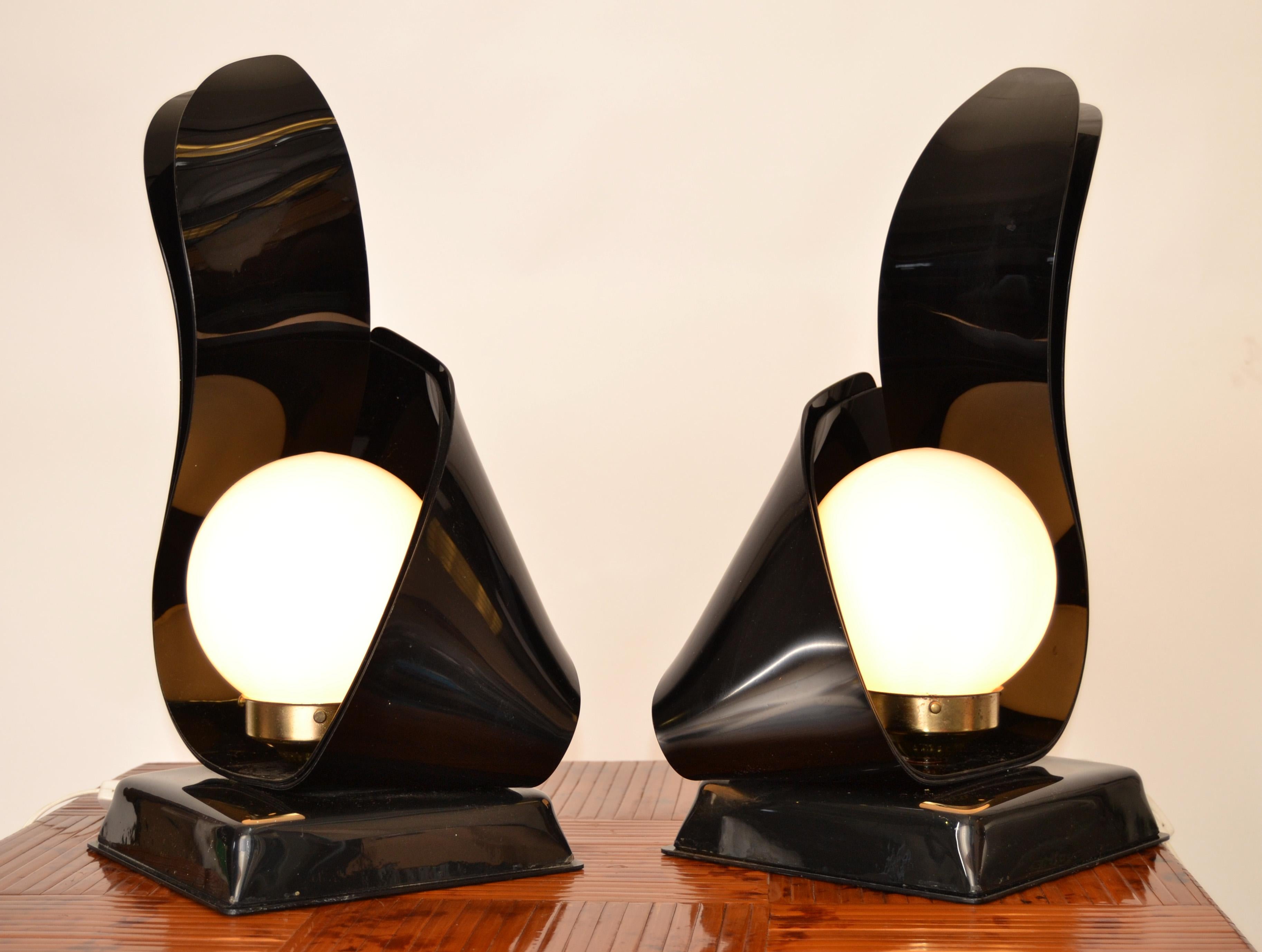 Late 20th Century Pair, Black Acrylic Sculptural Table Lamps by Acrylic Design Mid-Century Modern For Sale