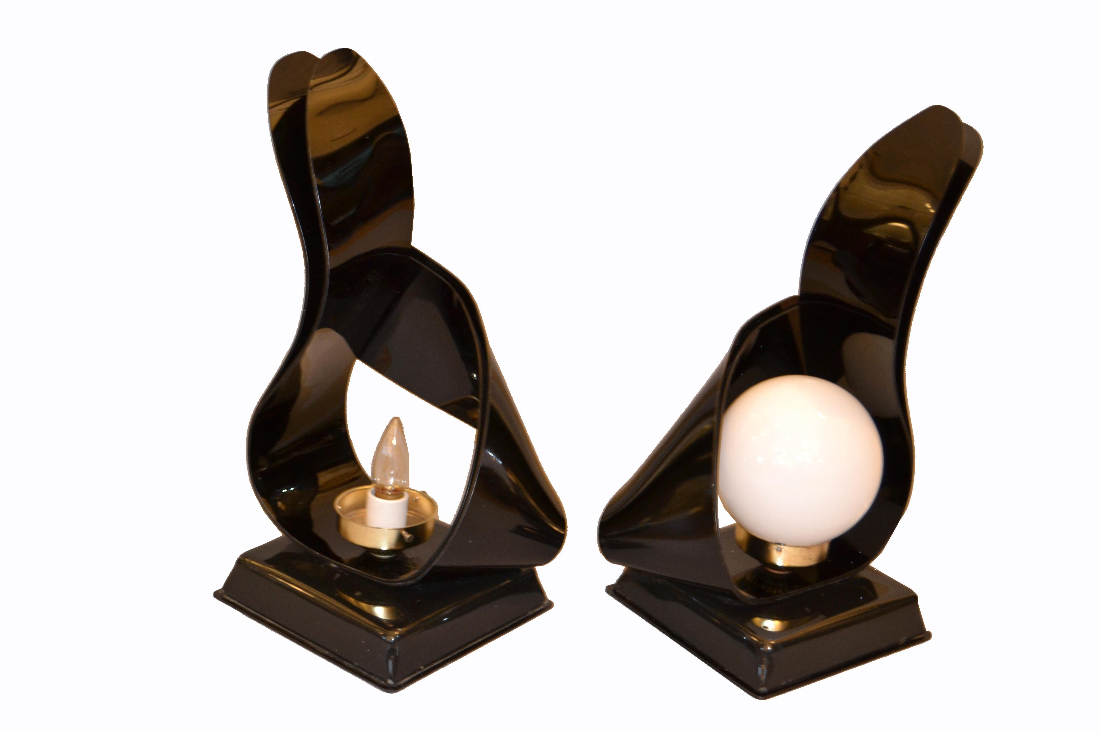 Paar skulpturale Tischlampen aus schwarzem Acryl von Acryldesign, Mid-Century Modern im Angebot 5