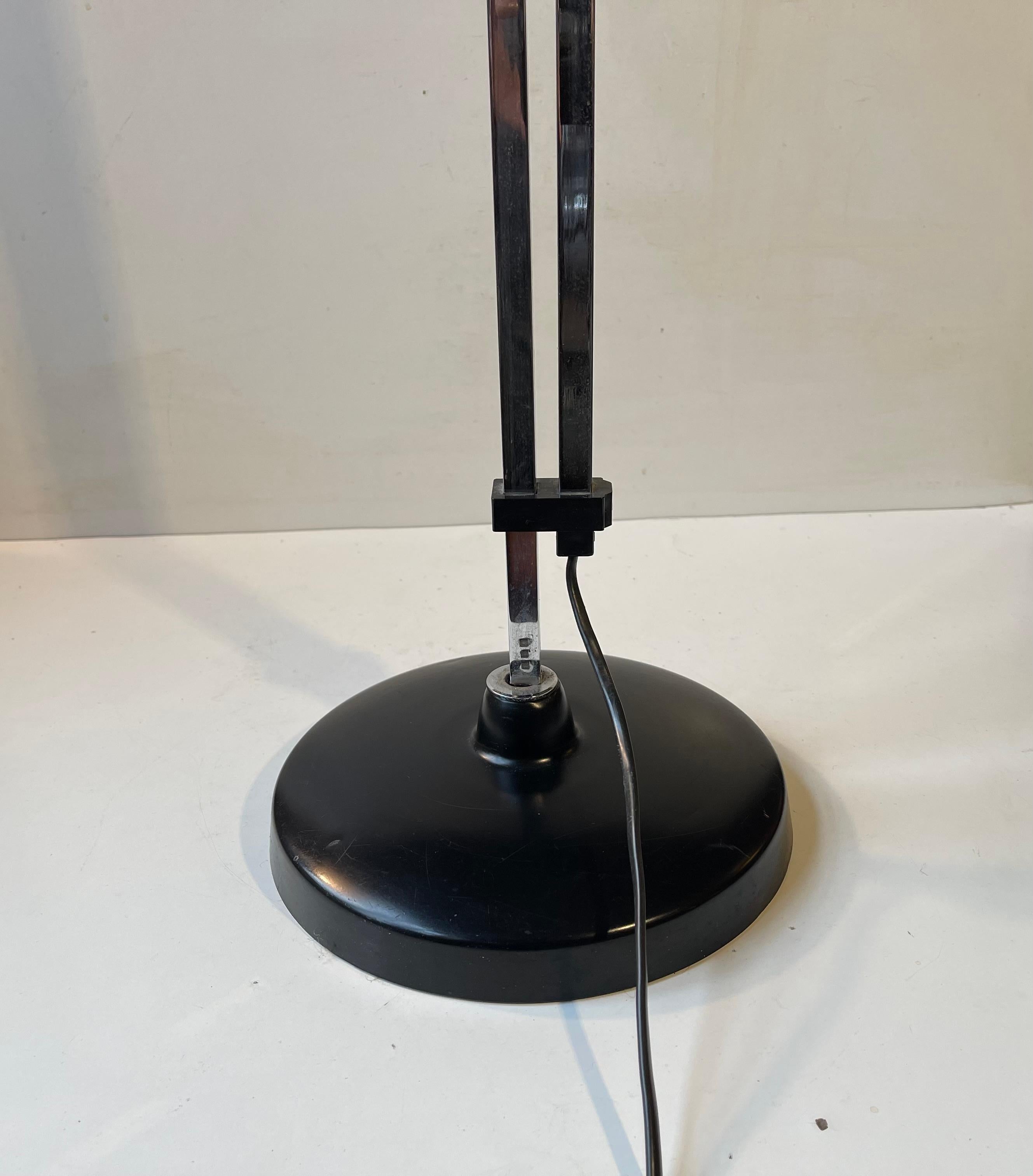 Verstellbare schwarze Architekten-Stehlampe von Jac Jacobsen, 1970er Jahre im Angebot 1
