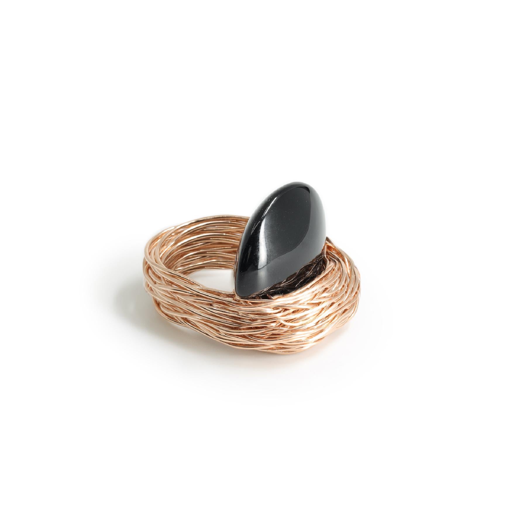 Black Agate 14 kt Rose gold F. one-off Minimal style Cocktail Ring by the artist For Sale 2