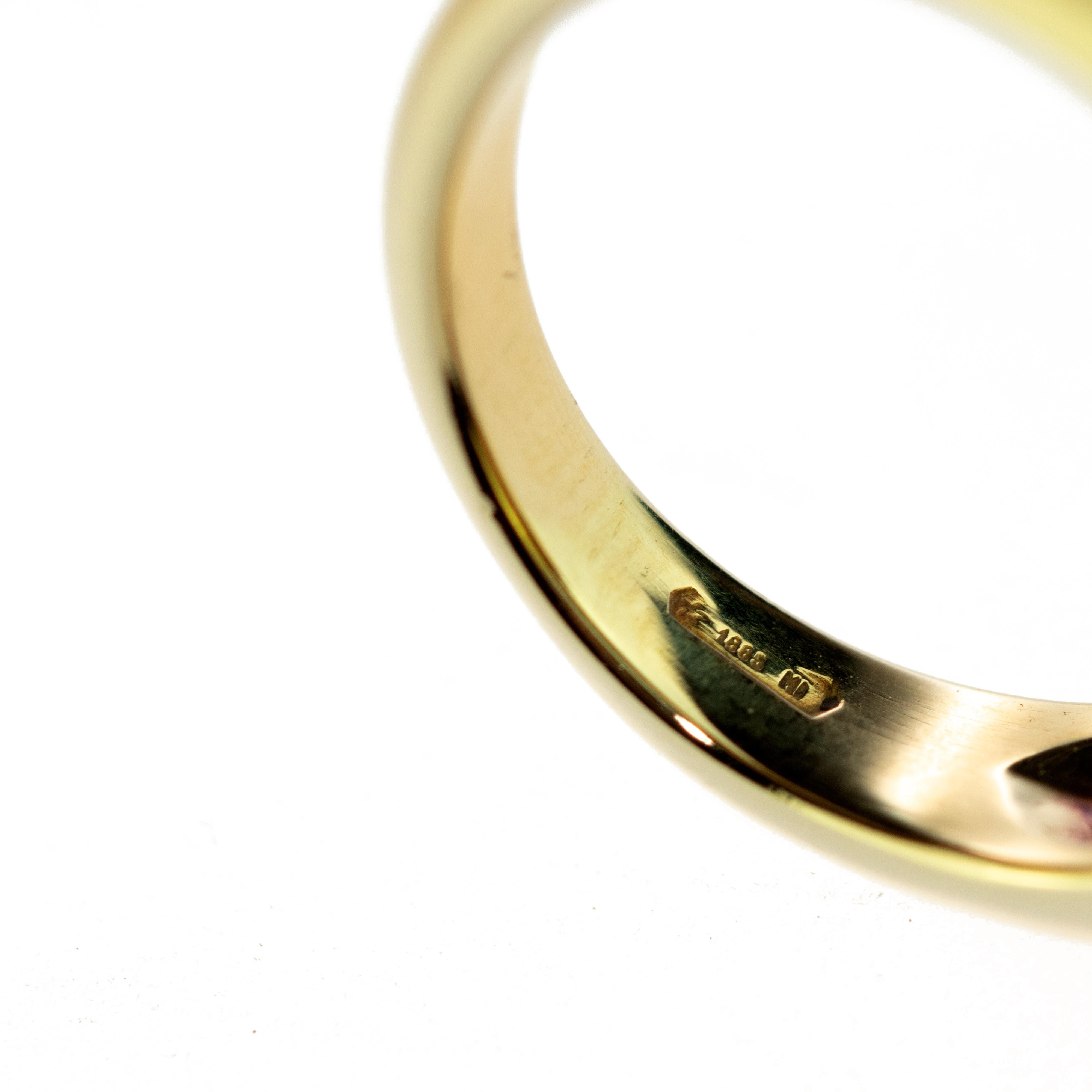 Bague cocktail faite à la main à trois pierres en or jaune 18 carats avec agate noire et diamants en vente 4