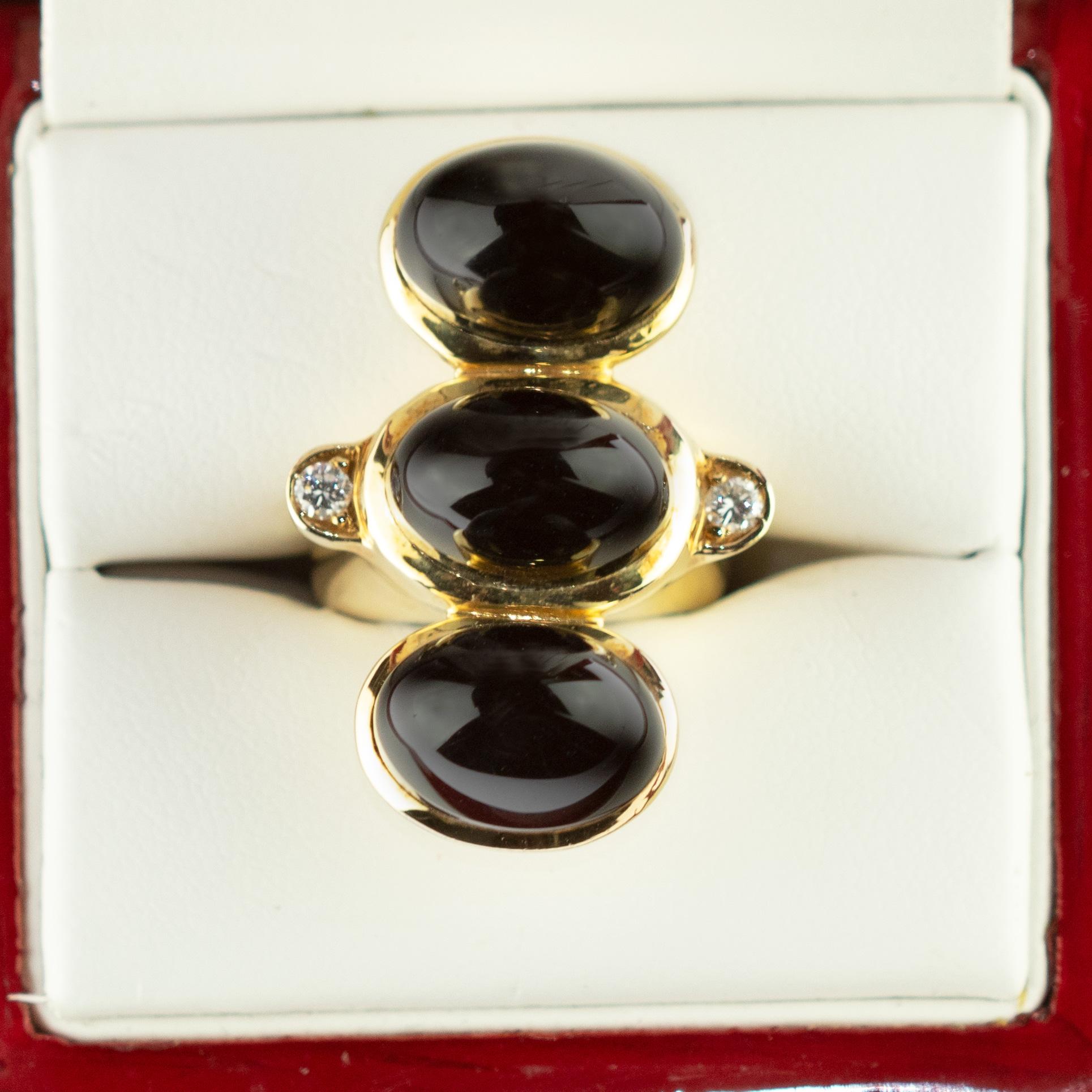 Round Cut Black Agate Diamond 18 Karat Yellow Gold Three Stones Cocktail Handmade Ring