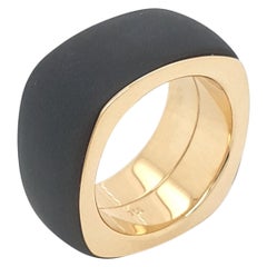 Bague en agate noire et onyx avec or jaune 18 carats, coussin