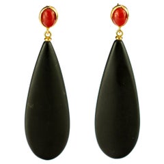 Black Agate Red Coral 18 Karat Yellow Gold Cocktail Tear Drop Long Earrings