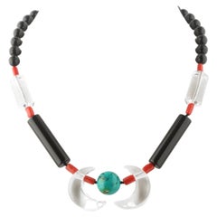 Intini Jewels Collier bohème en agate noire, corail rouge, cristal de roche, turquoise et argent
