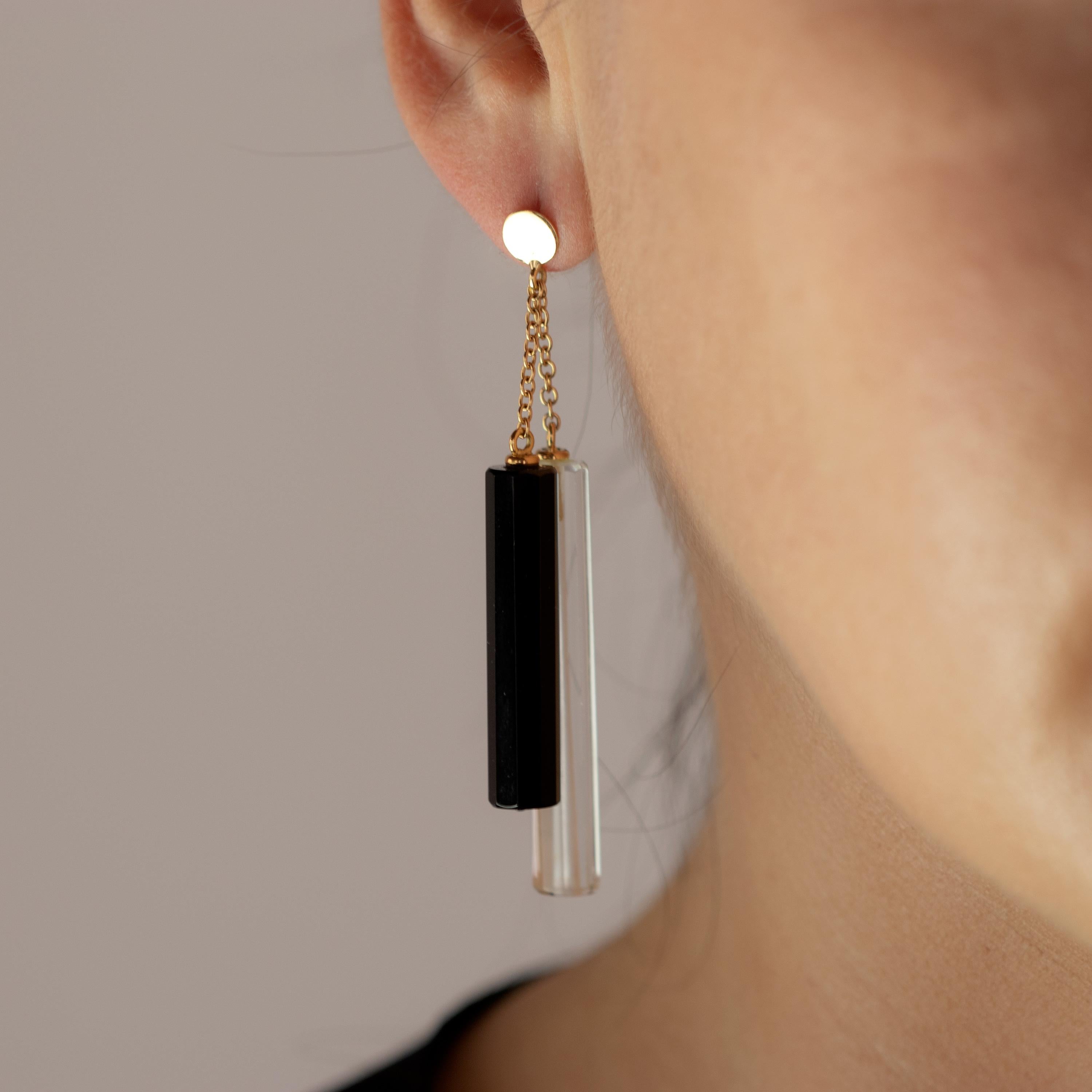 Art Nouveau Tubi di cristallo di rocca di agata nera in oro giallo 18 carati Orecchini pendenti in vendita