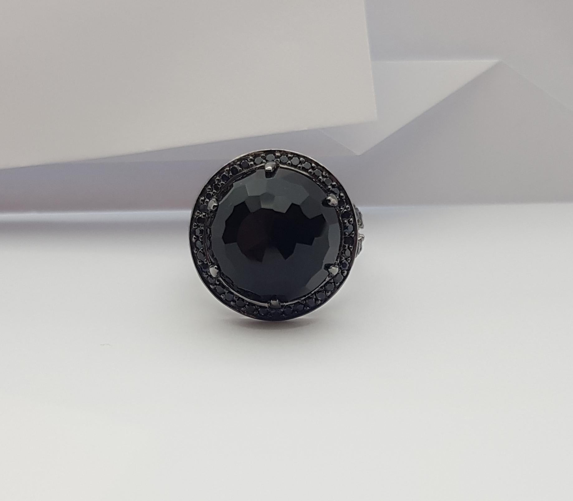Black Agate with Black Sapphire Ring Set in 18 Karat White Gold Settings For Sale 6