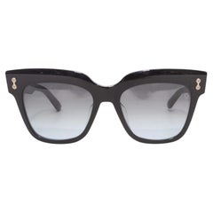 Black Akoni Cat-Eye Sunglasses
