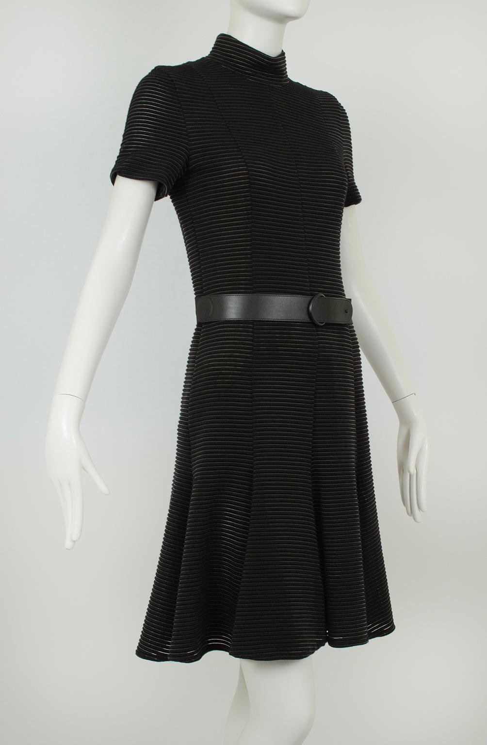 Black Akris Illusion Ribbed Fit and Flare Day Dress, Original Tags – S, 2012 In Excellent Condition For Sale In Tucson, AZ