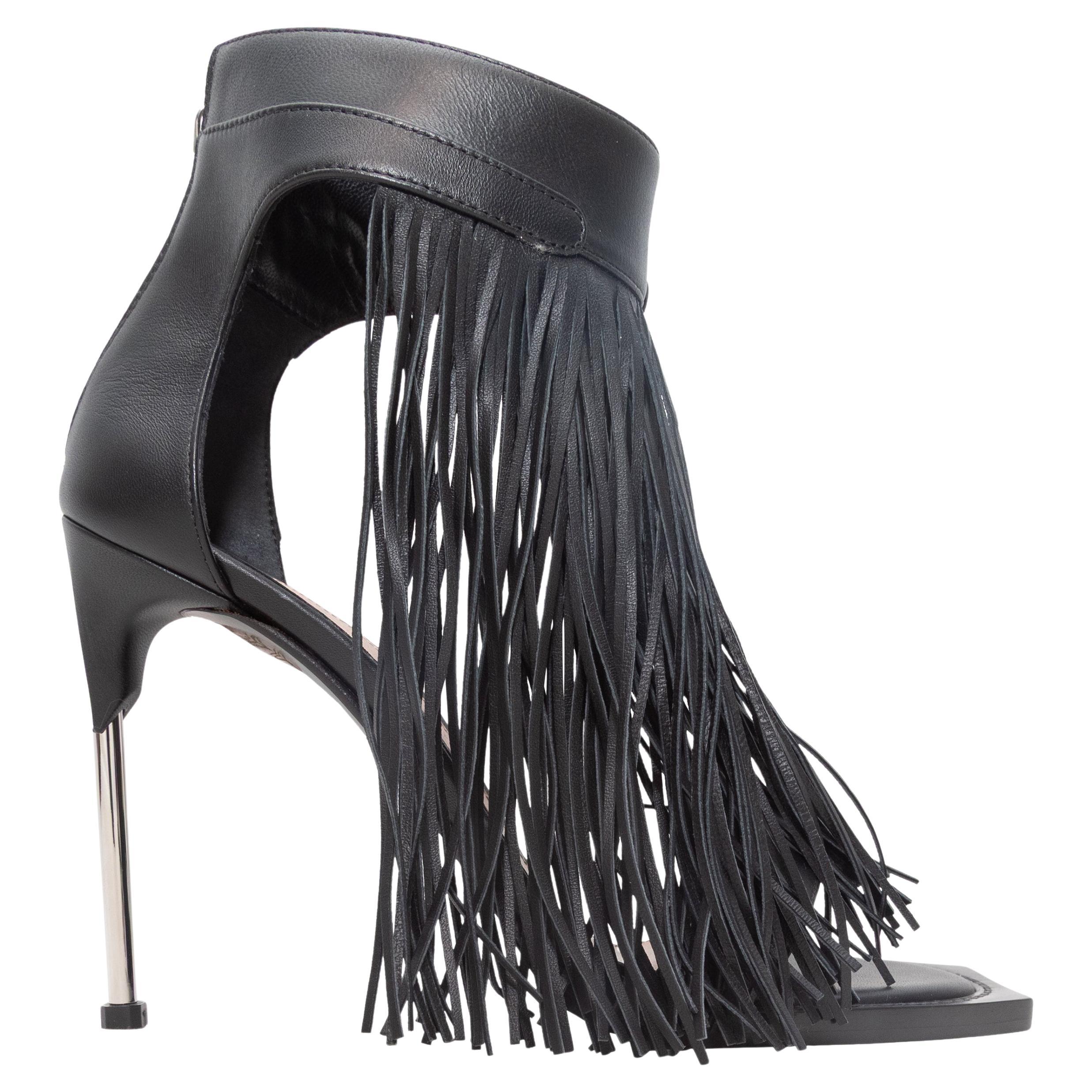 Sandales à talons noires à franges Alexander McQueen Taille 40