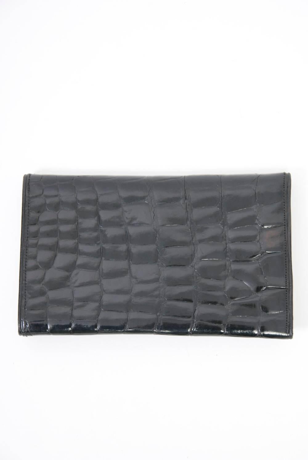 Black Alligator Clutch/Wallet In Excellent Condition In Alford, MA