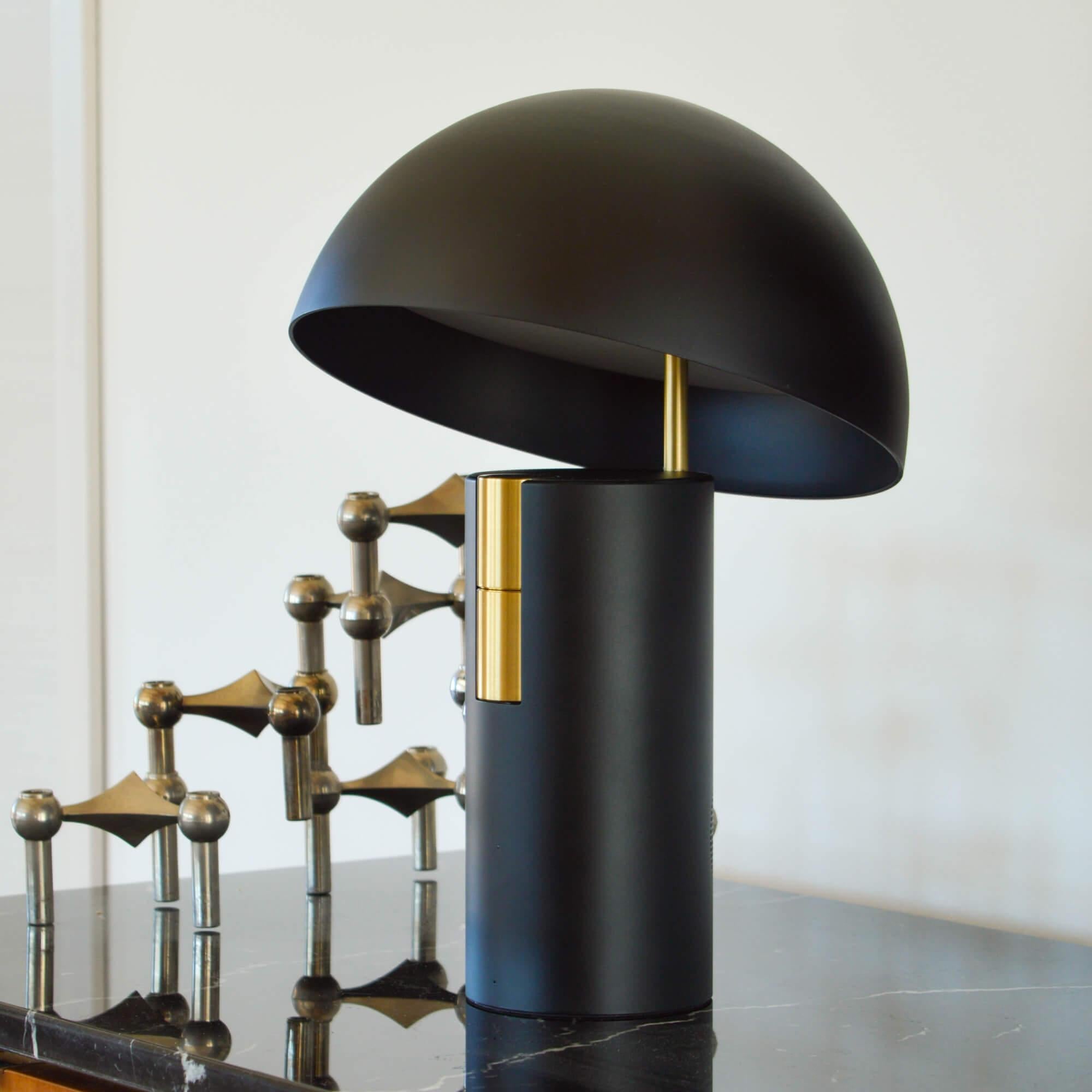 Black Alto Speaker Lamp by JAUNE STUDIO In New Condition For Sale In Geneve, CH