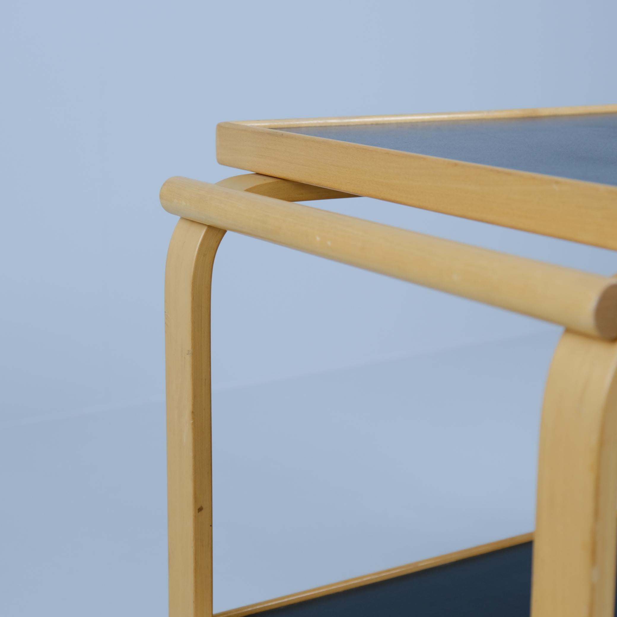 Carro negro para café y té Alvar Aalto Modelo 901, Abedul, Artek Años 60 en venta 2