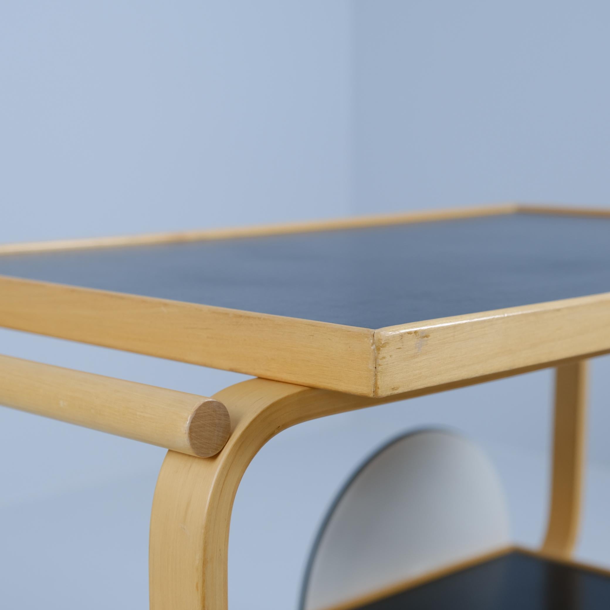 Carro negro para café y té Alvar Aalto Modelo 901, Abedul, Artek Años 60 en venta 3