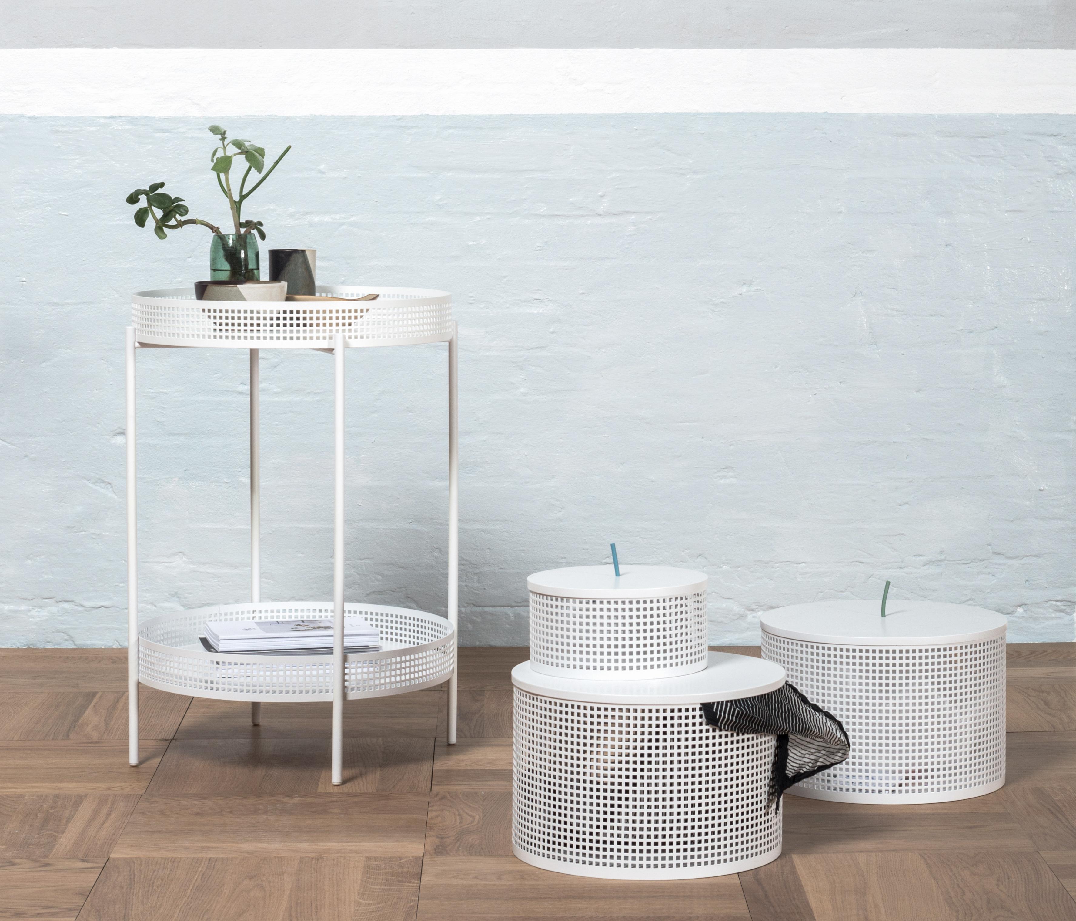 Table d'appoint Ami noire par Design/One Neuf - En vente à Geneve, CH