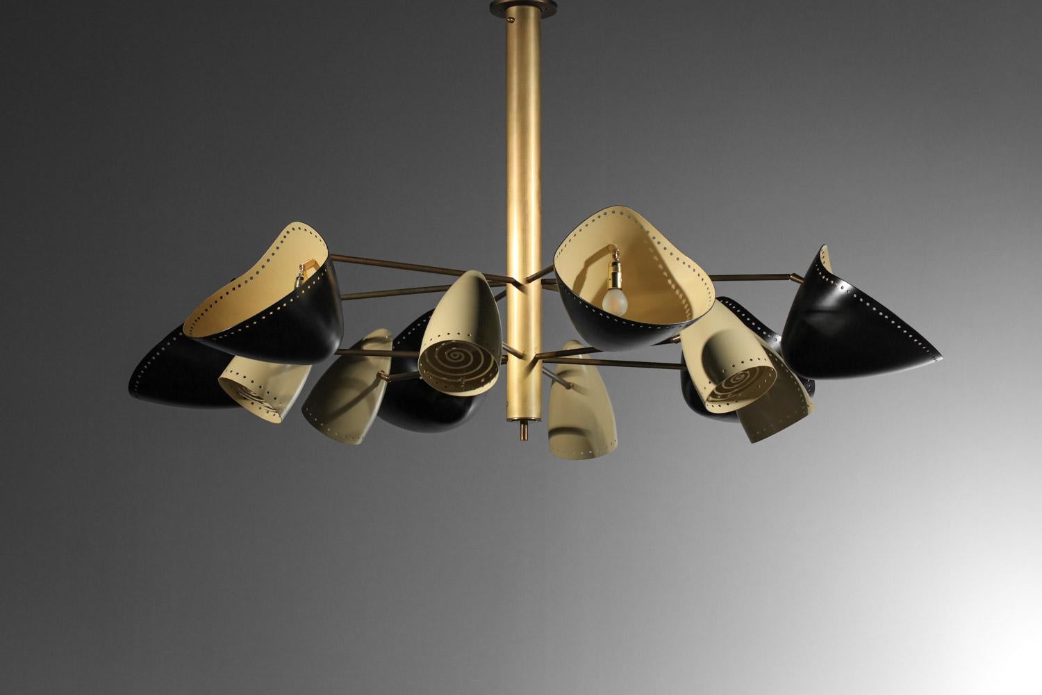 Lampadario moderno in stile anni '60, nero e beige, in ottone e metallo laccato in vendita 5