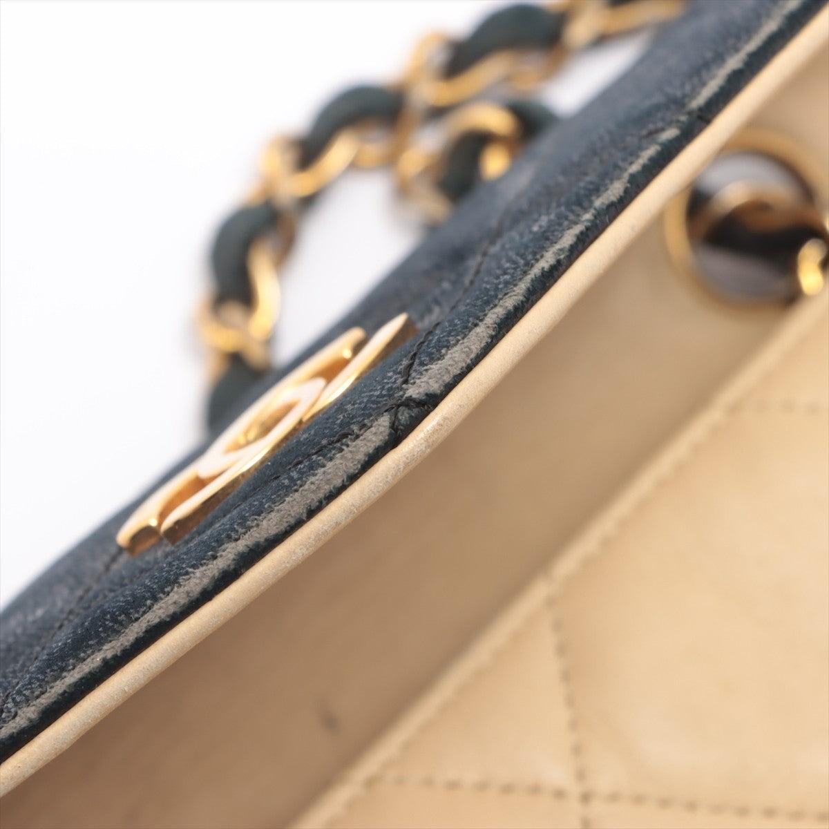 Schwarze und beige gesteppte Chanel CC Bicolor Umhängetasche aus Lammfell und Leder 6