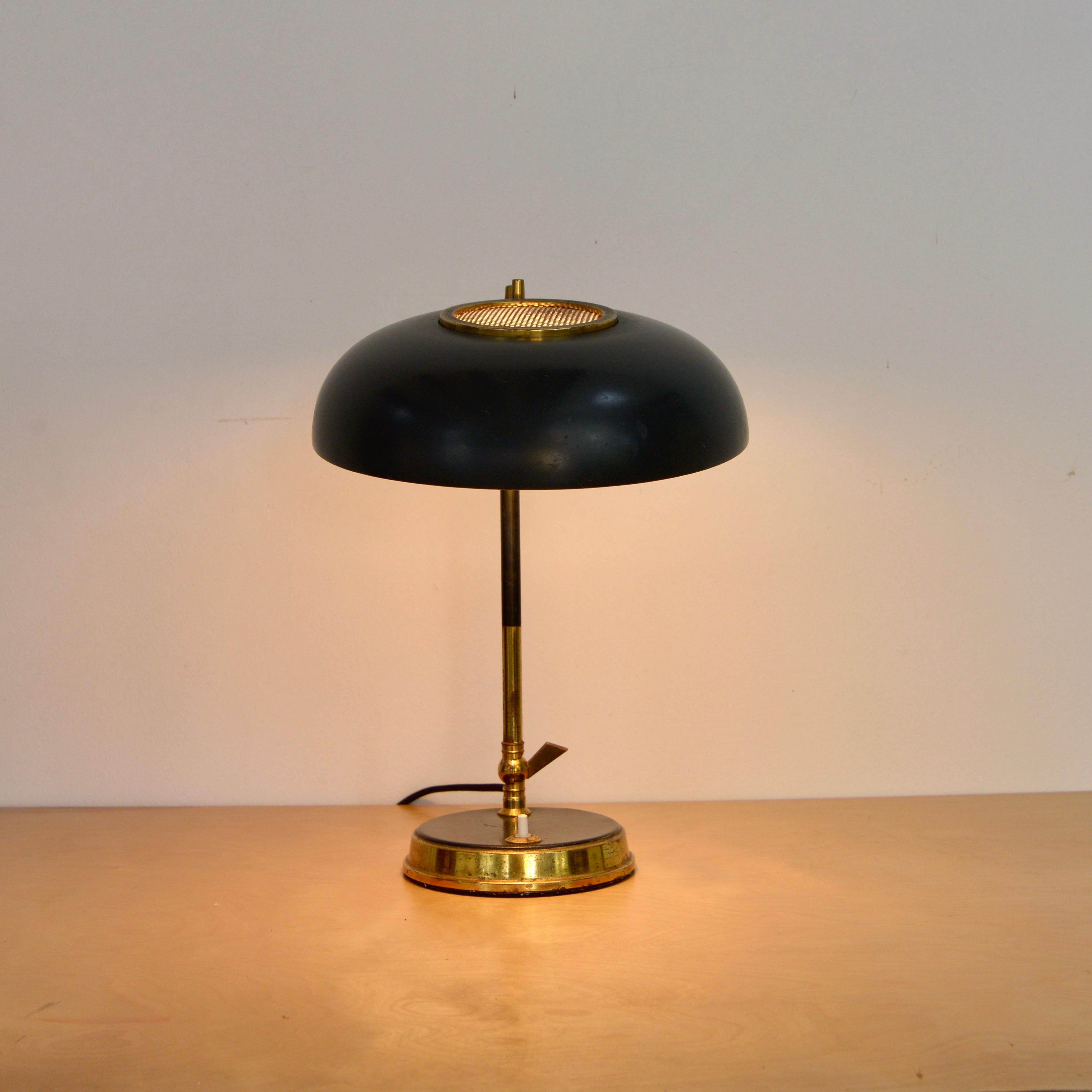 Black and Brass Oscar Torlasco Table Lamp 1