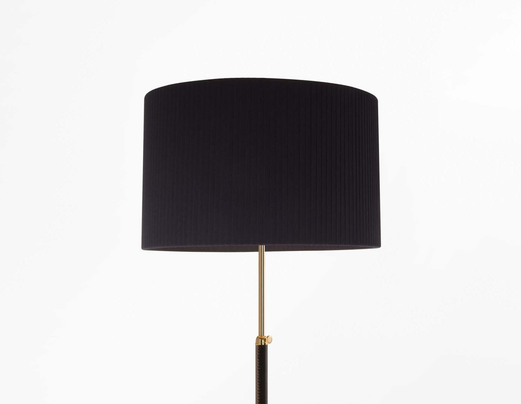 Modern Black and Brass Pie De Salón G2 Floor Lamp by Jaume Sans For Sale