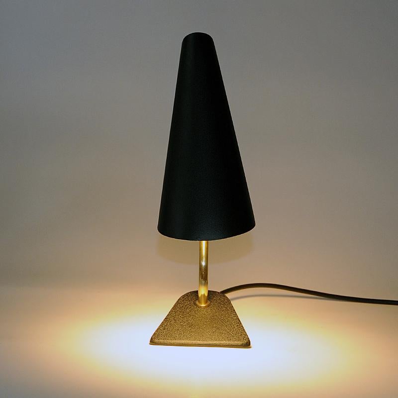 Black and Classic Coneshaped Metal Table Lamp 1950s Sweden In Good Condition For Sale In Stockholm, SE