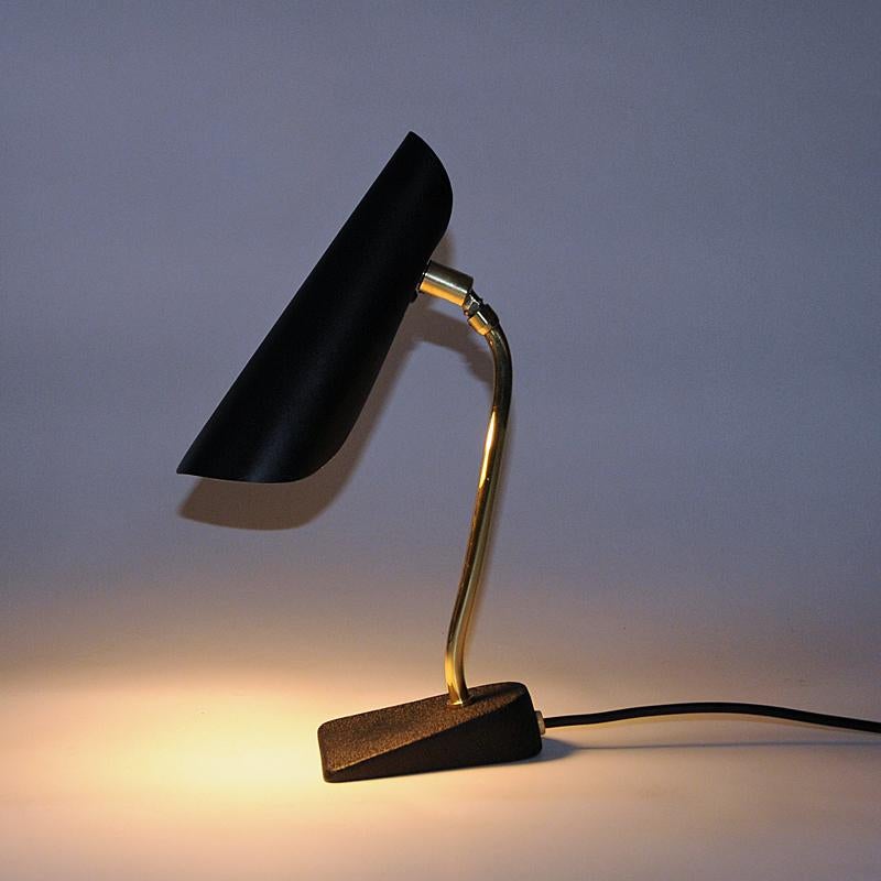 Mid-20th Century Black and Classic Coneshaped Metal Table Lamp 1950s Sweden For Sale