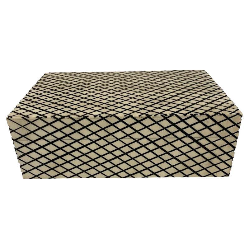 Bone Boxes - 294 For Sale at 1stDibs | decorative bone box, bone inlay ...