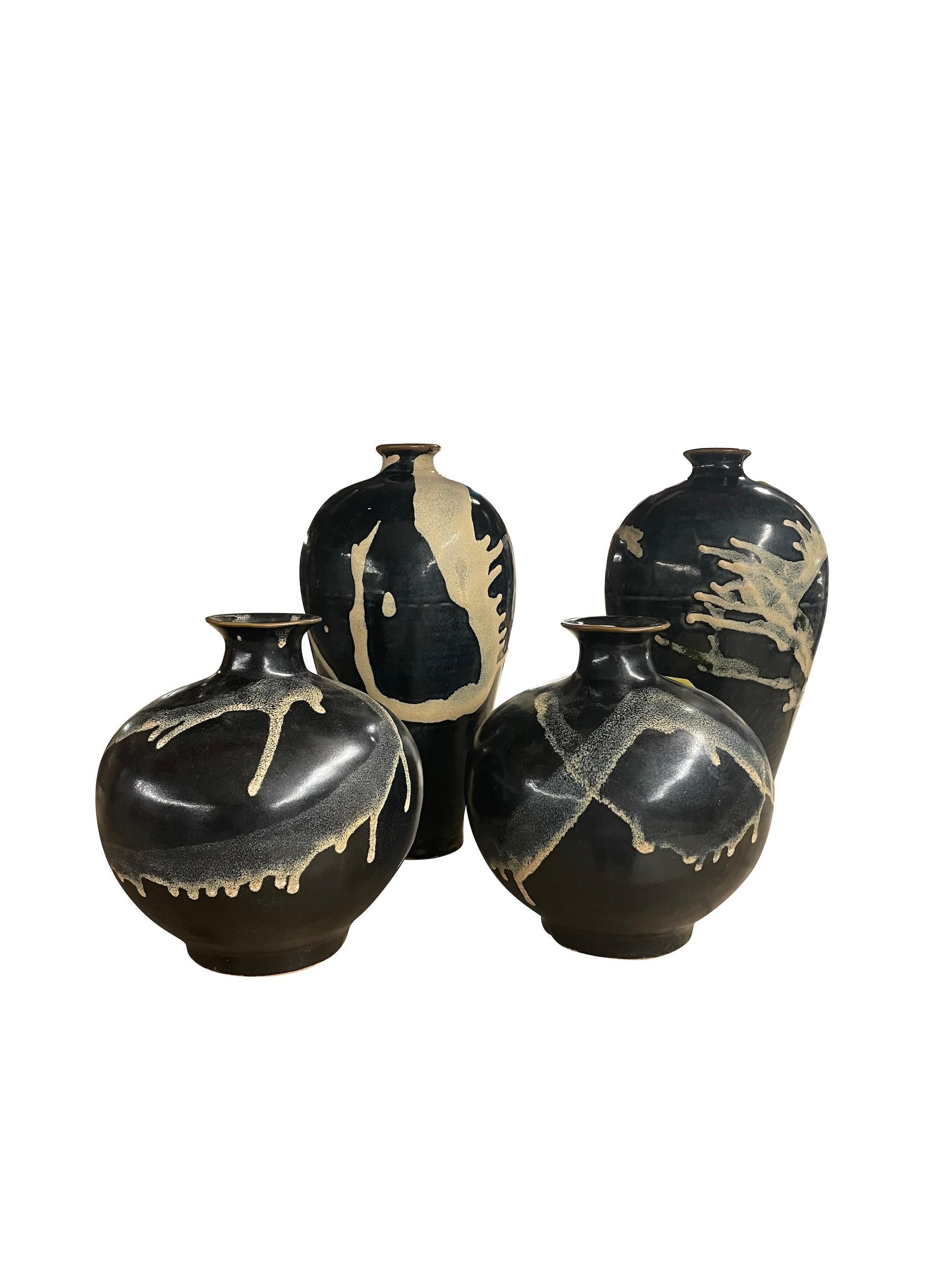 Black And Cream Splatter Design Ceramic Tall Vase, China, Contemporary For Sale 1