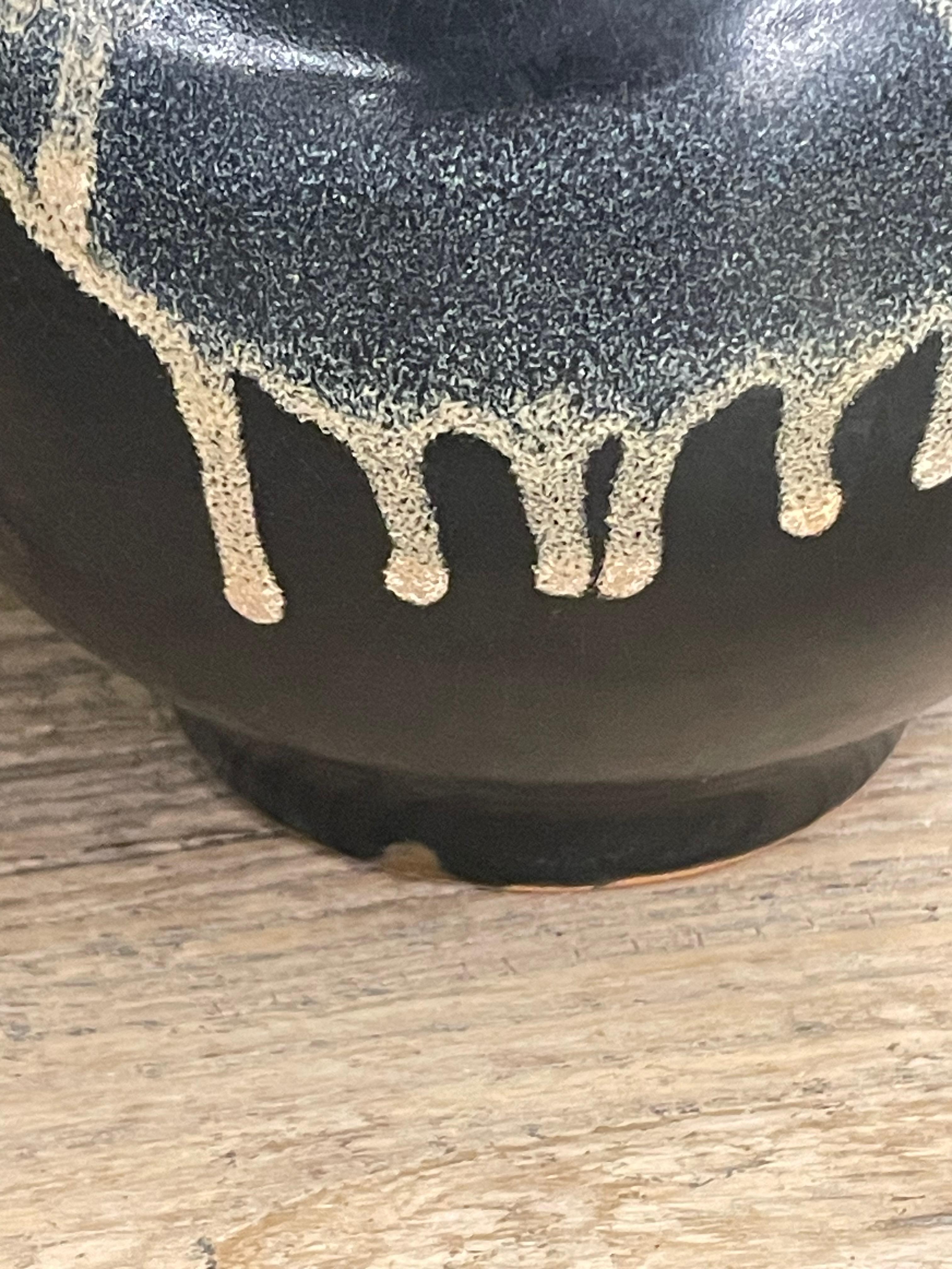 Black And Cream Splattered Glaze Vase, China, Contemporary In New Condition For Sale In New York, NY