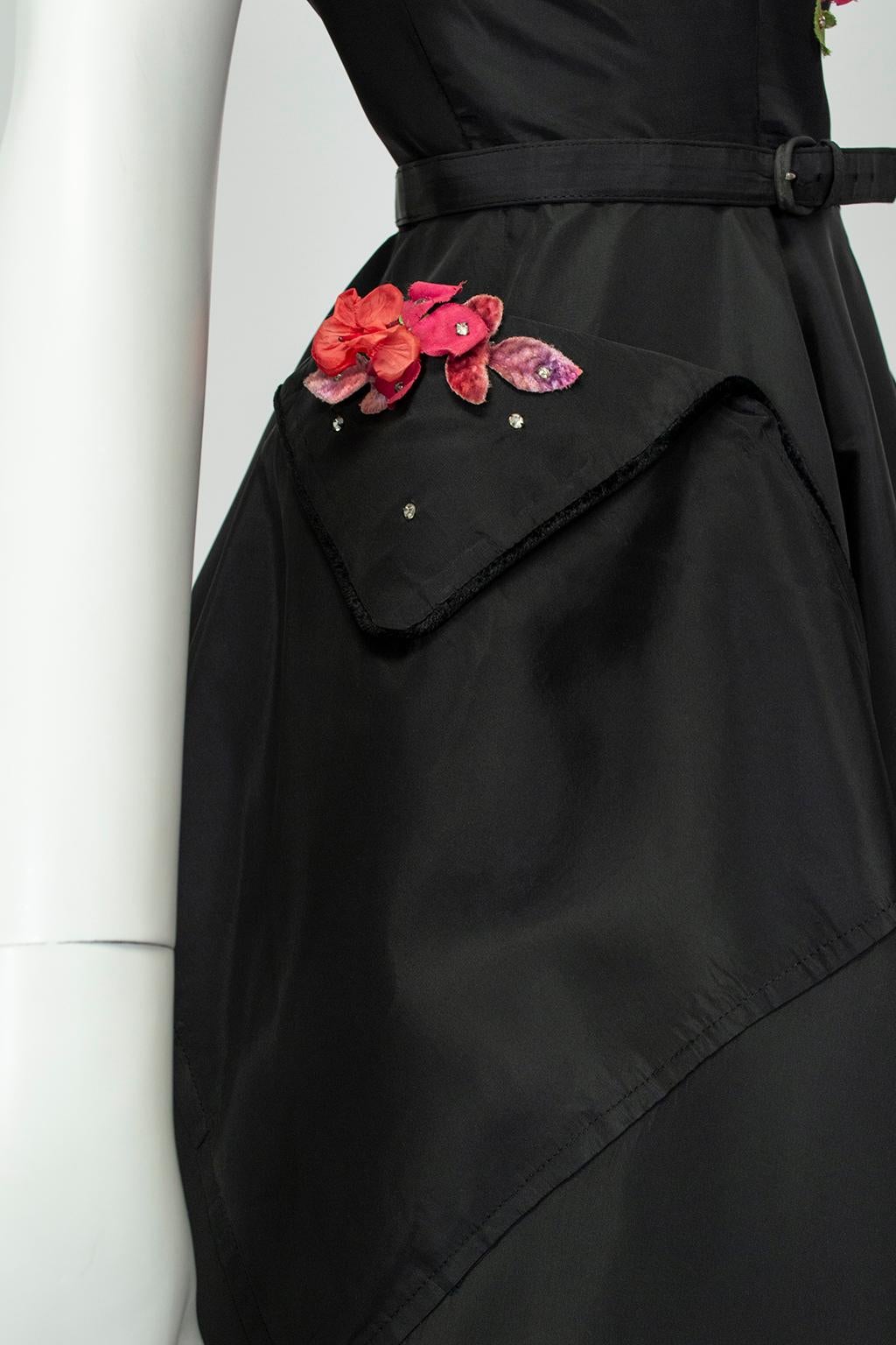 Robe de ballerine à poches en rose noir et fuchsia et en strass -L, années 1950 en vente 6