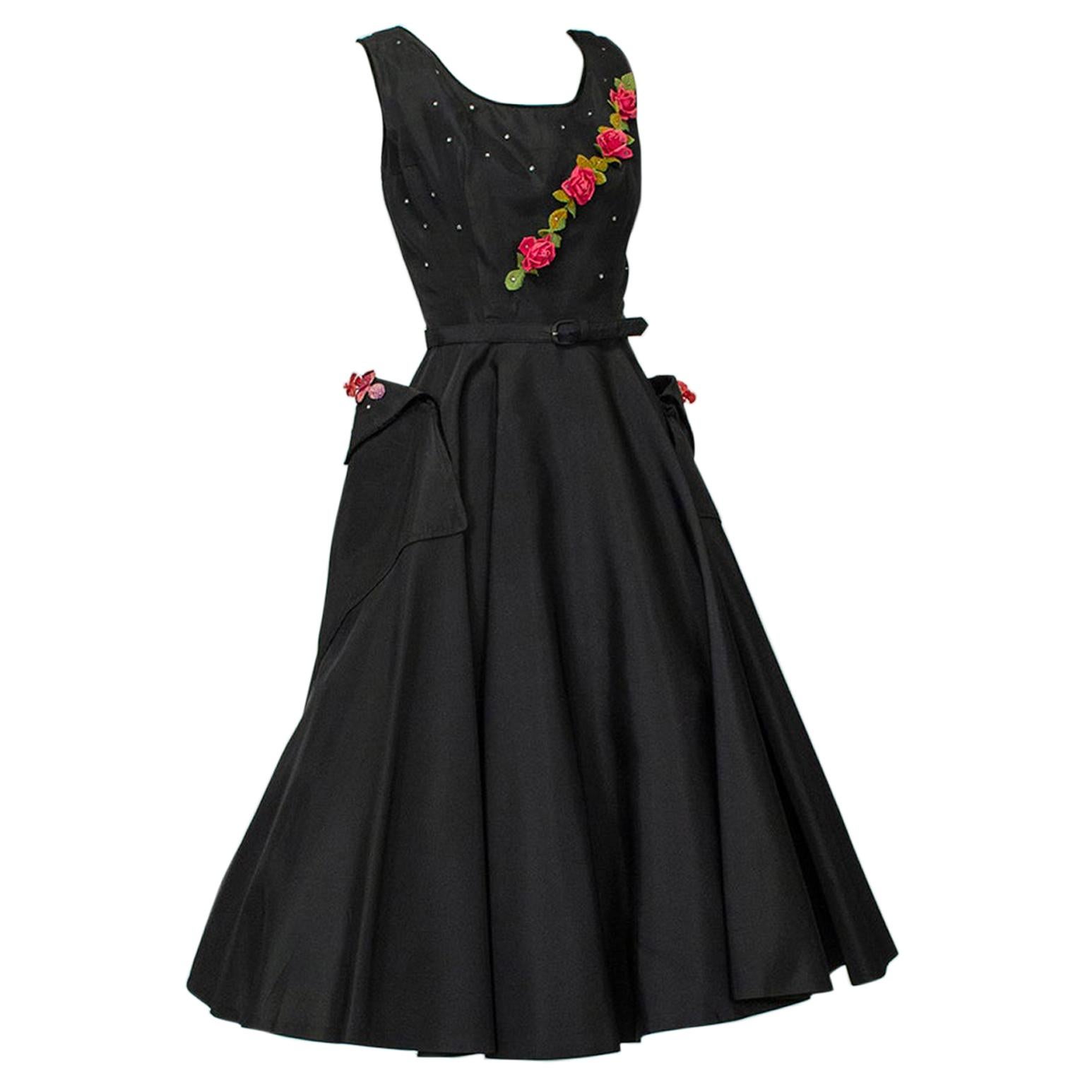 Robe de ballerine à poches en rose noir et fuchsia et en strass -L, années 1950 en vente