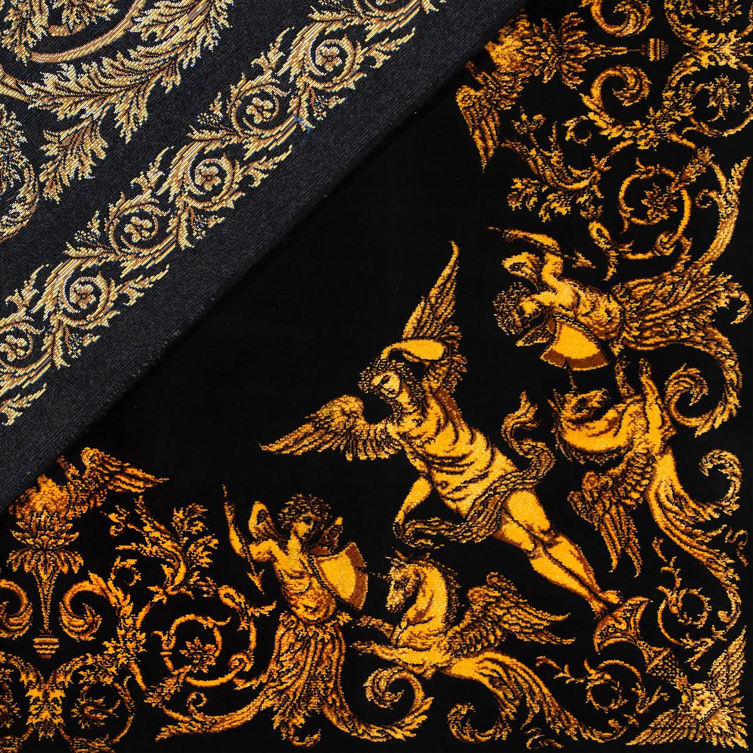 Inglese Tappeto di seta barocco nero e oro in stile persiano, 150x225 cm in vendita
