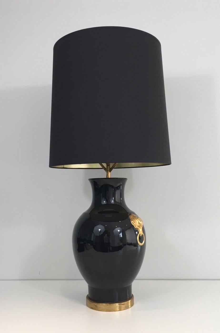 Lampe de bureau en céramique noire et dorée, française, vers 1970 5