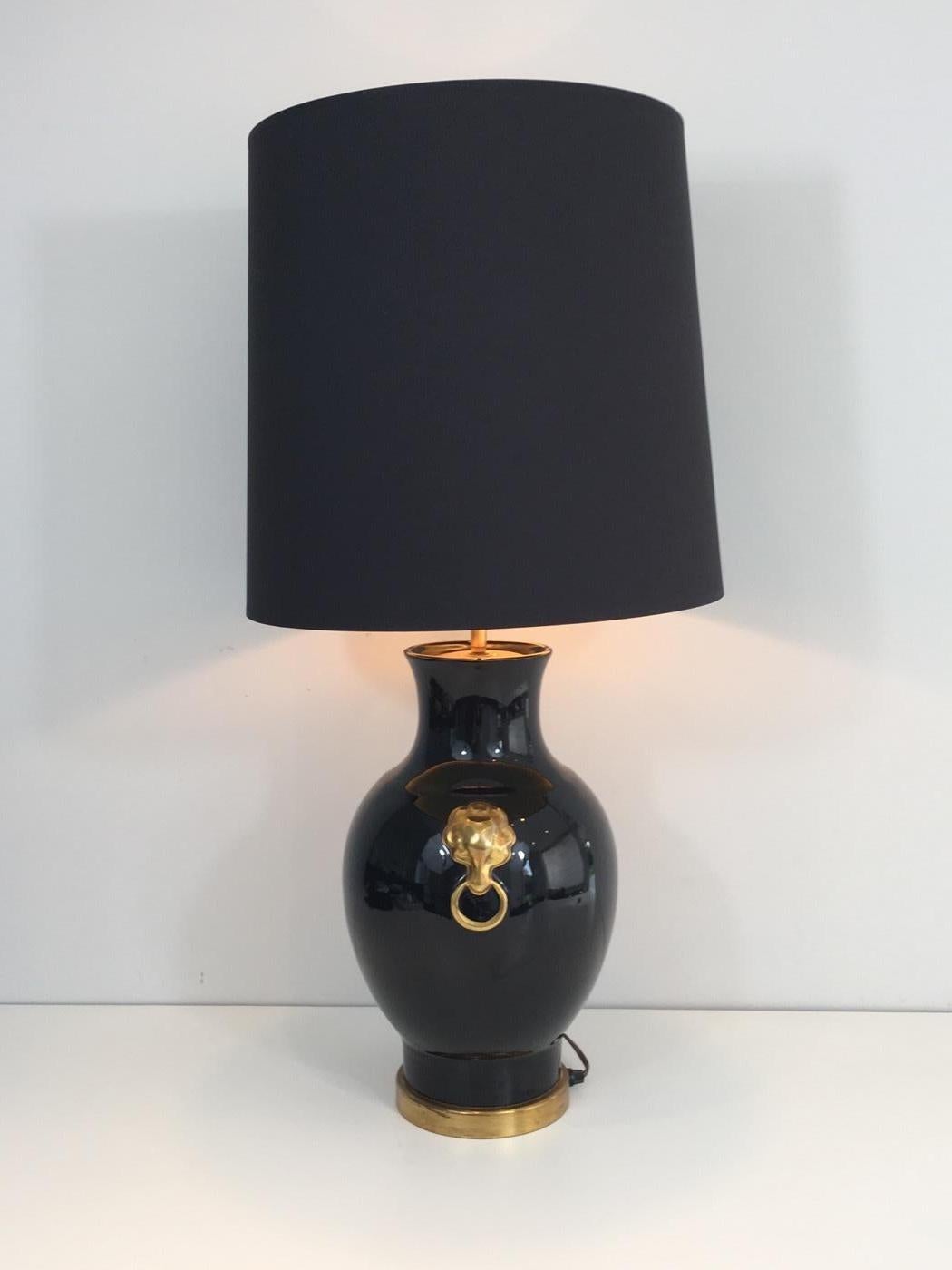 Lampe de bureau en céramique noire et dorée, française, vers 1970 10