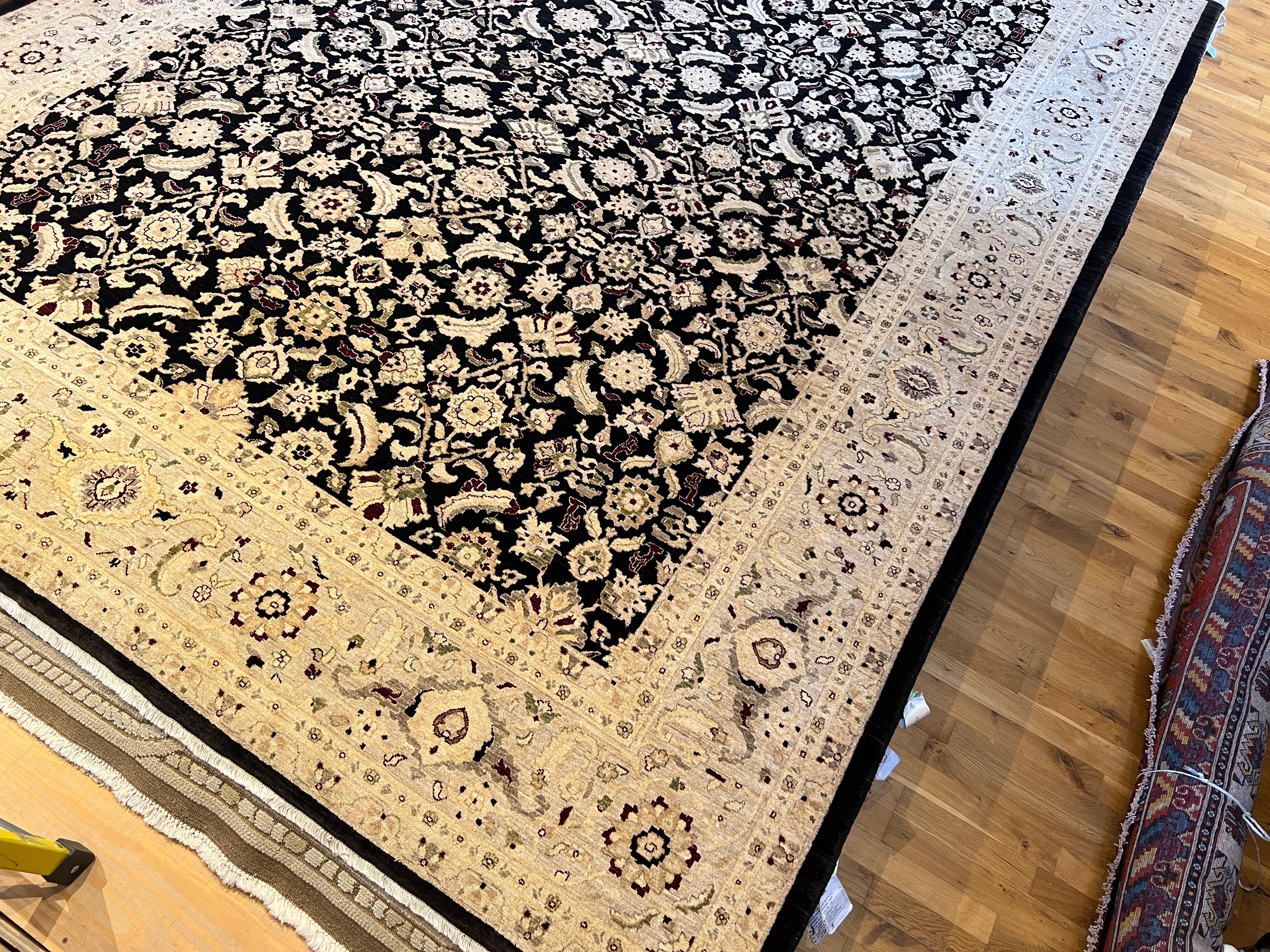 Contemporary Black and Gold Intricate Floral Design Rug in 9'x12' For Sale