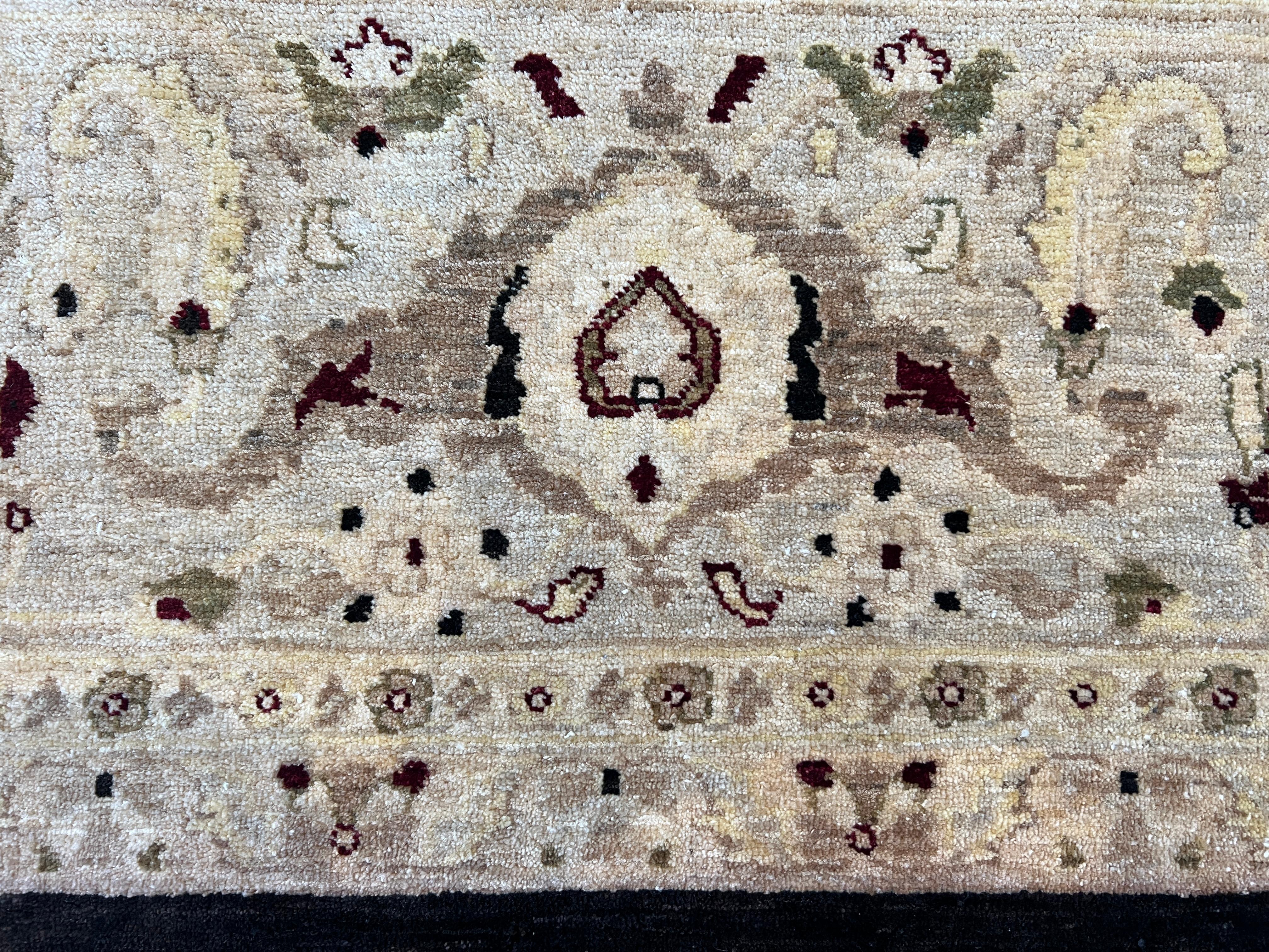 Wool Black and Gold Intricate Floral Design Rug in 9'x12' For Sale