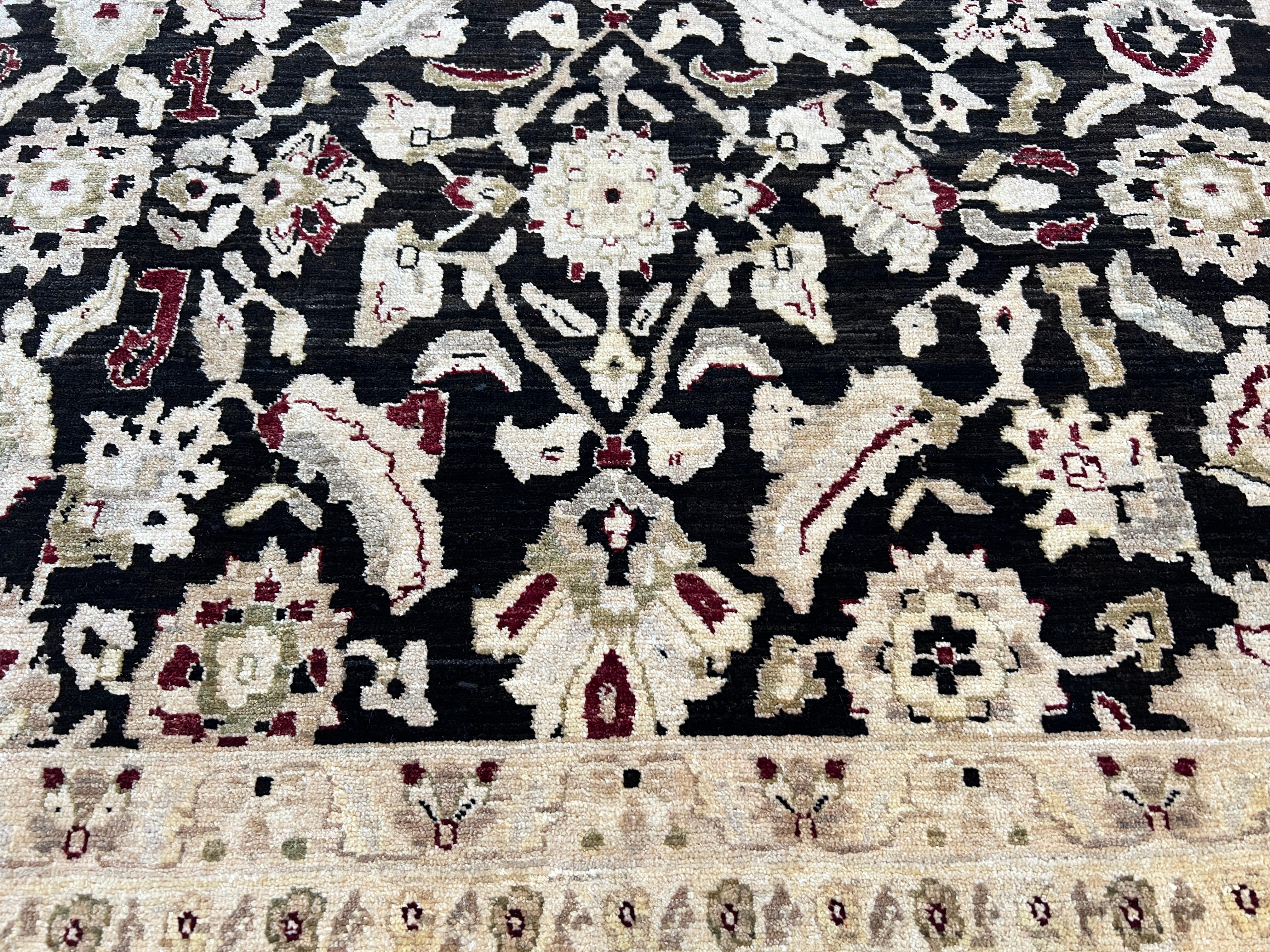 Black and Gold Intricate Floral Design Rug in 9'x12' For Sale 2