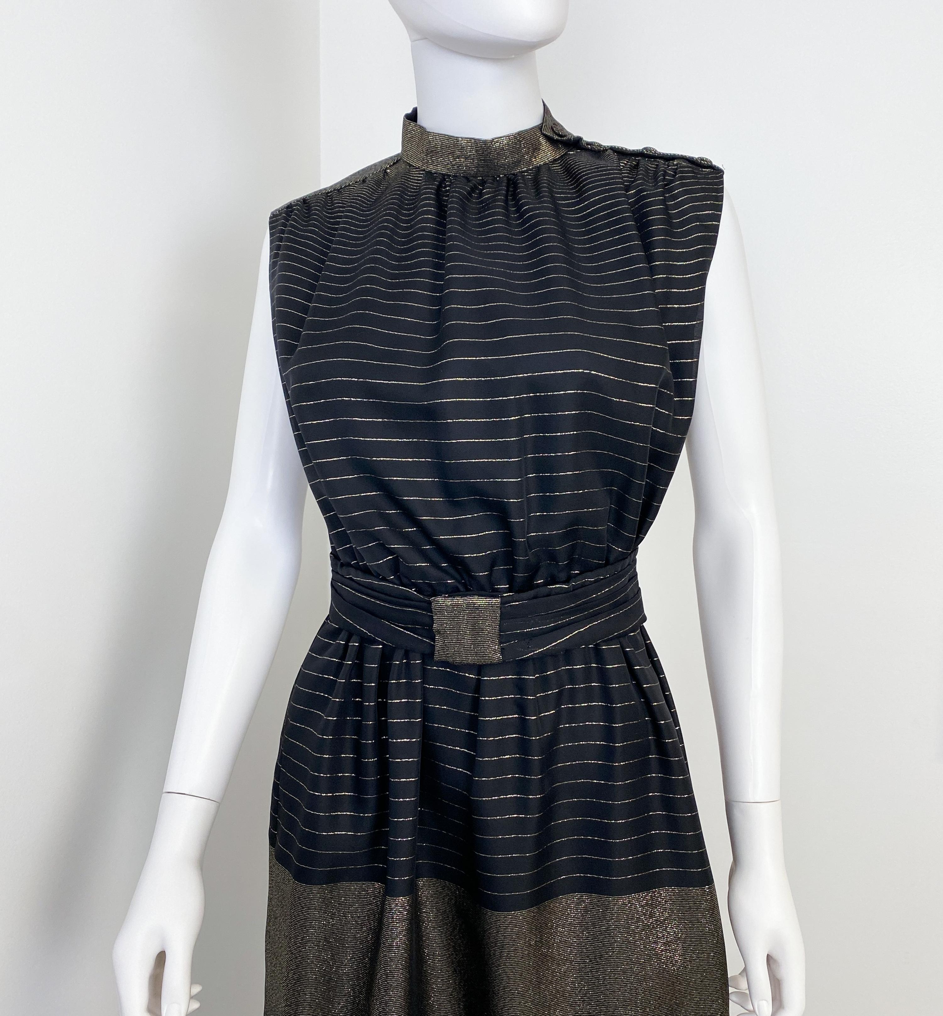 Women's Black and Gold Lame Sleeveless Max Evening Dress Size 10 For Sale