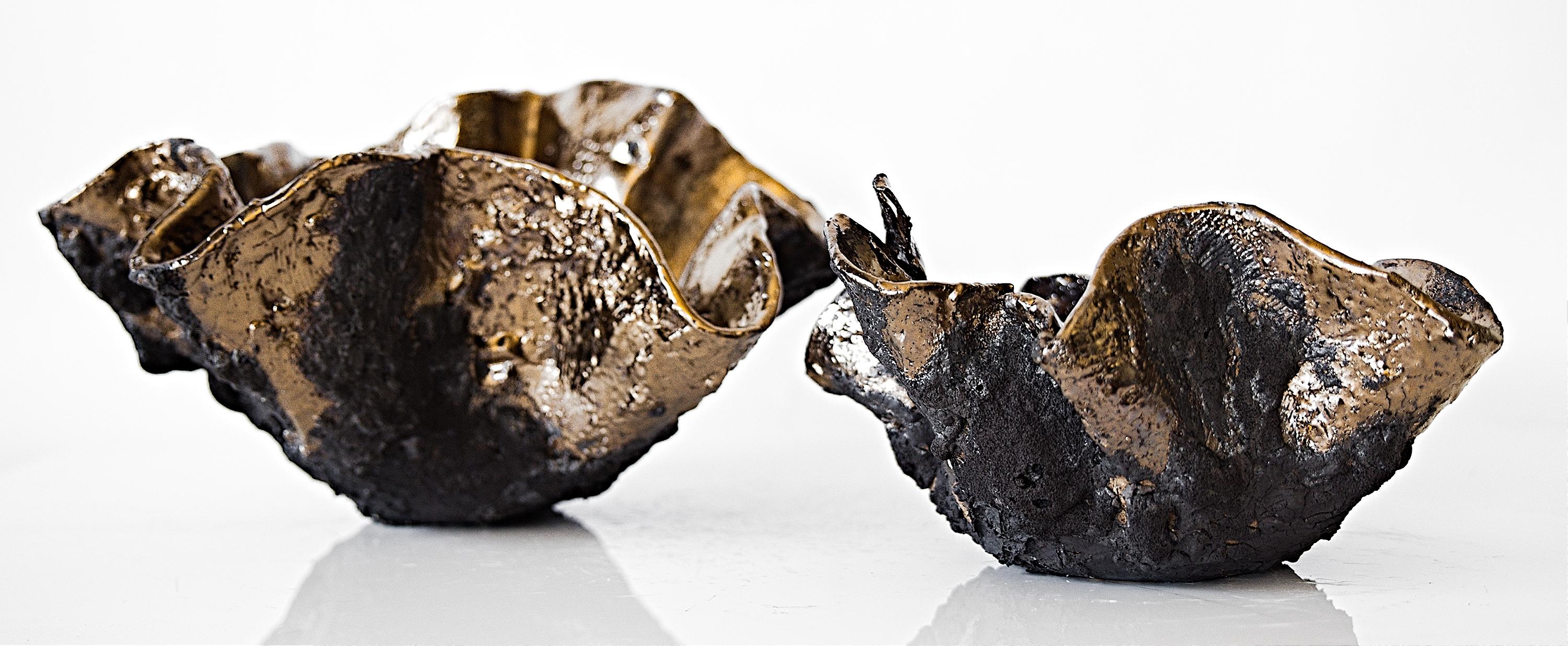 XXIe siècle et contemporain Bol en céramique sculpté noir et or style libre texturé - 10