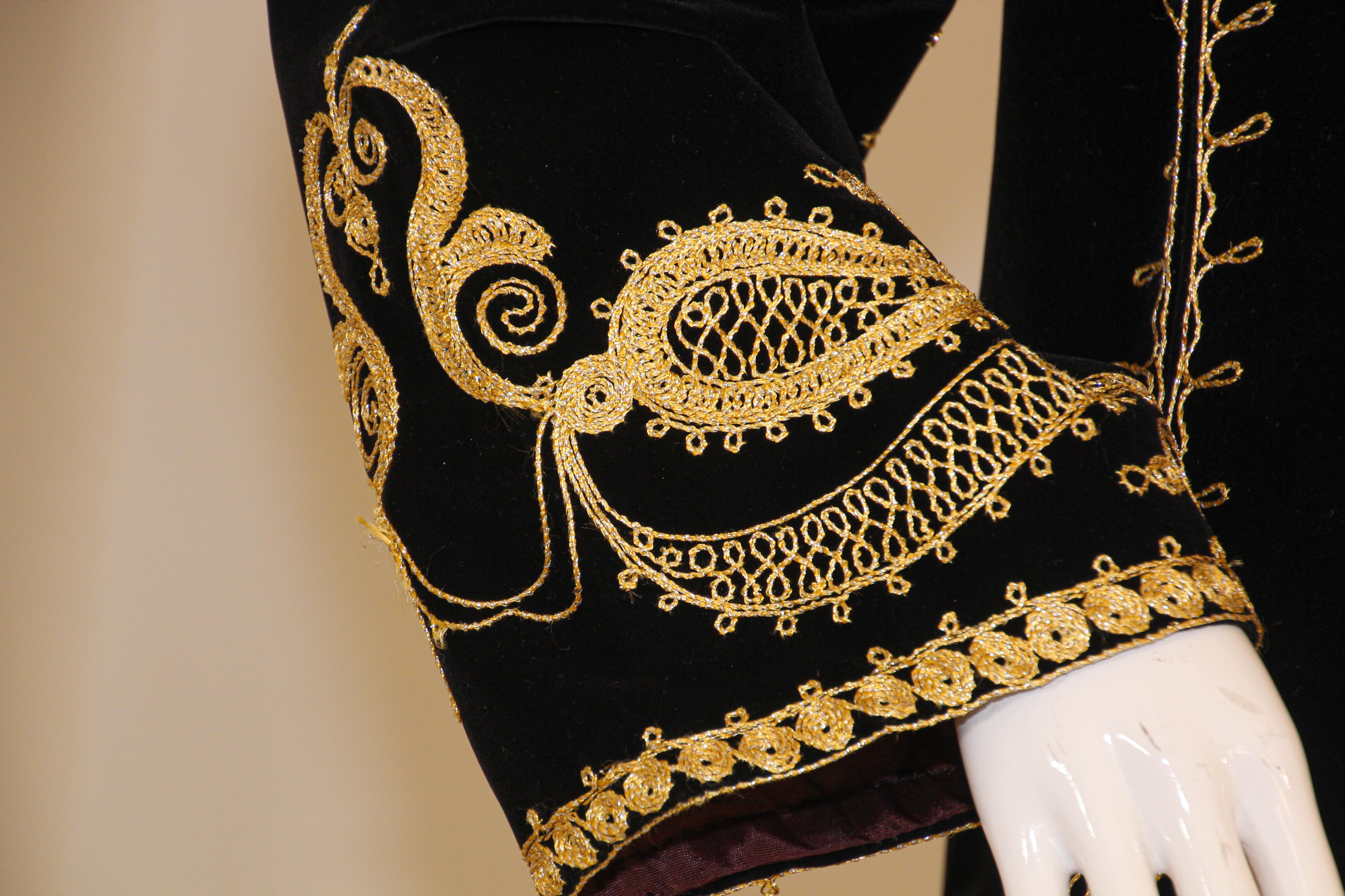 Vintage Moroccan Caftan Black and Gold Velvet Bindali  Maxi Dress Kaftan 4