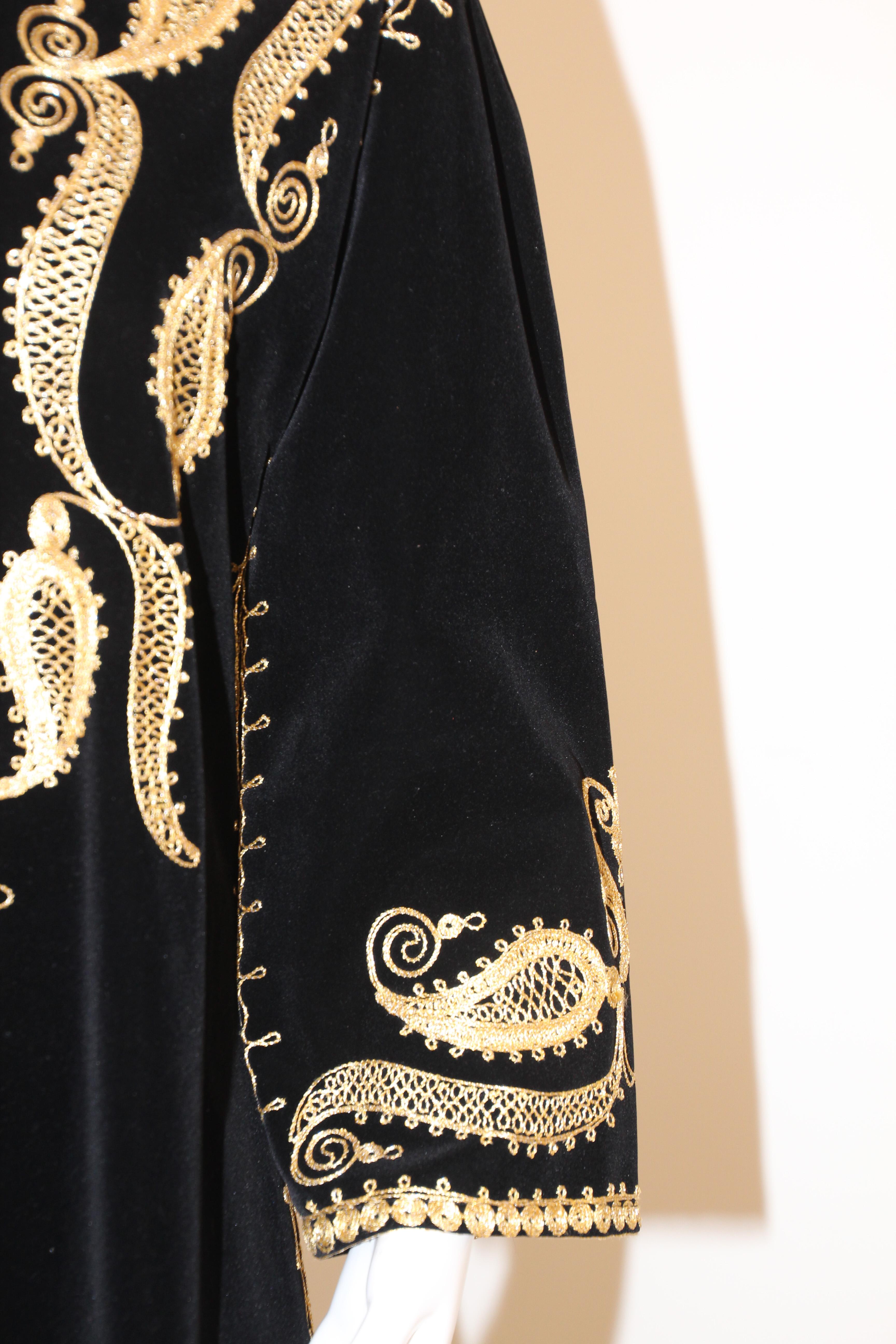 Black and Gold Velvet Bindali Vintage Moroccan Caftan Maxi Dress Kaftan In Good Condition In North Hollywood, CA