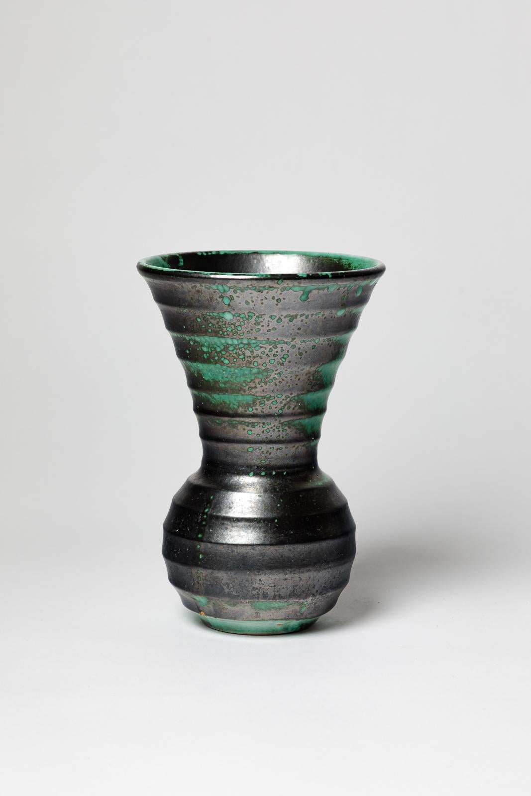 black and green art deco 20th century ceramic vase by primavera CAB 1930 In Excellent Condition For Sale In Neuilly-en- sancerre, FR